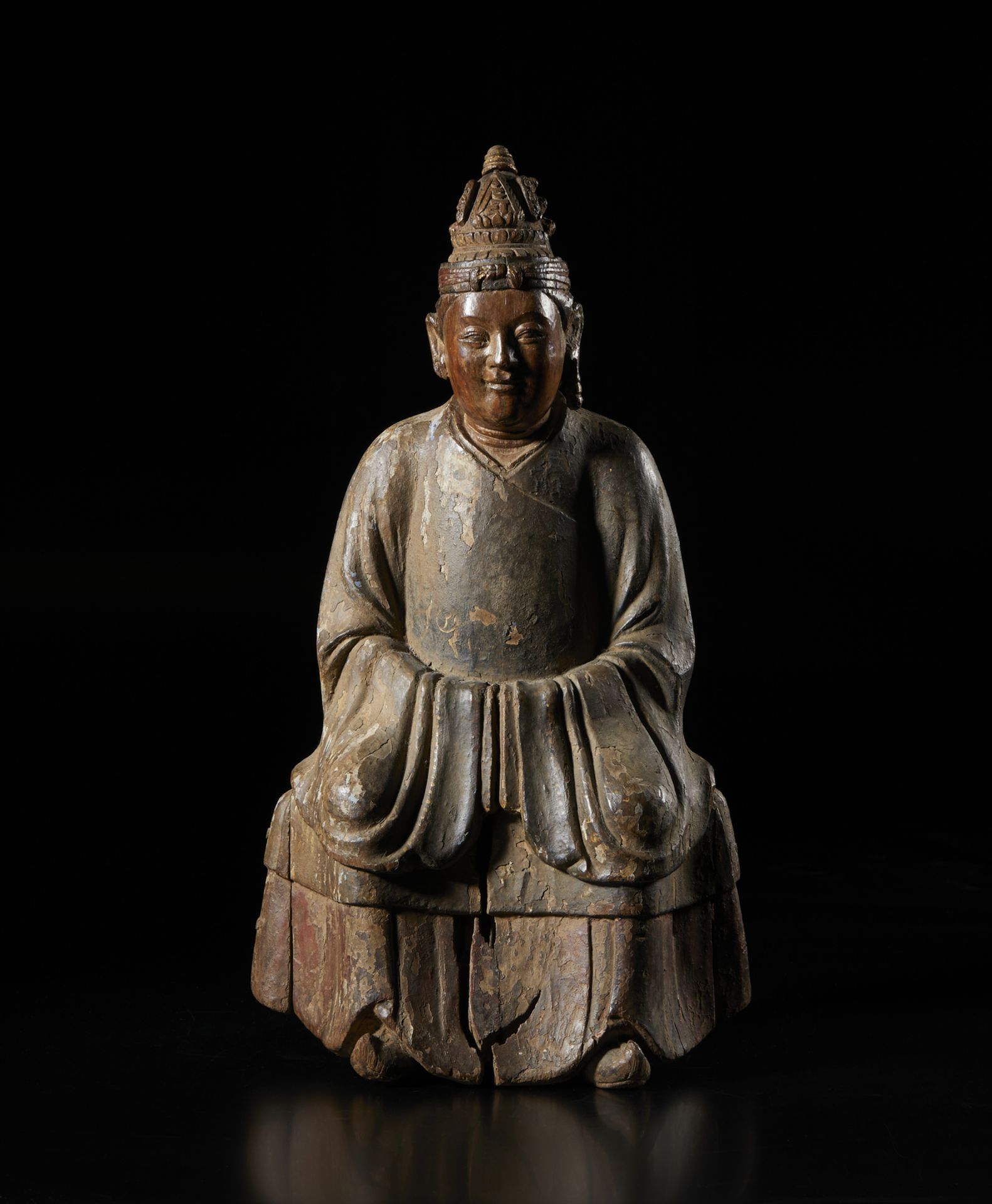 Arte Cinese A wooden lacquered figure of a seated dignitary China, Ming dynasty, 16th century . - Image 2 of 6