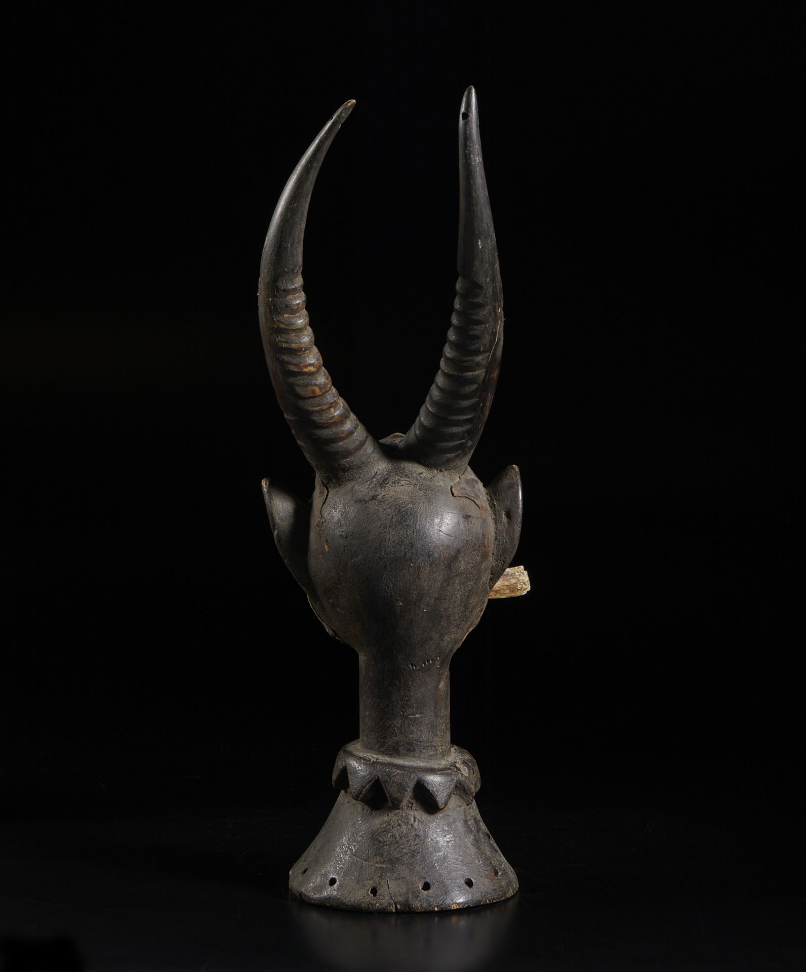 Arte africana Cross River region, Ekoi.Sculpture wood, horn, bone, shells.Signs of use. - Image 5 of 6