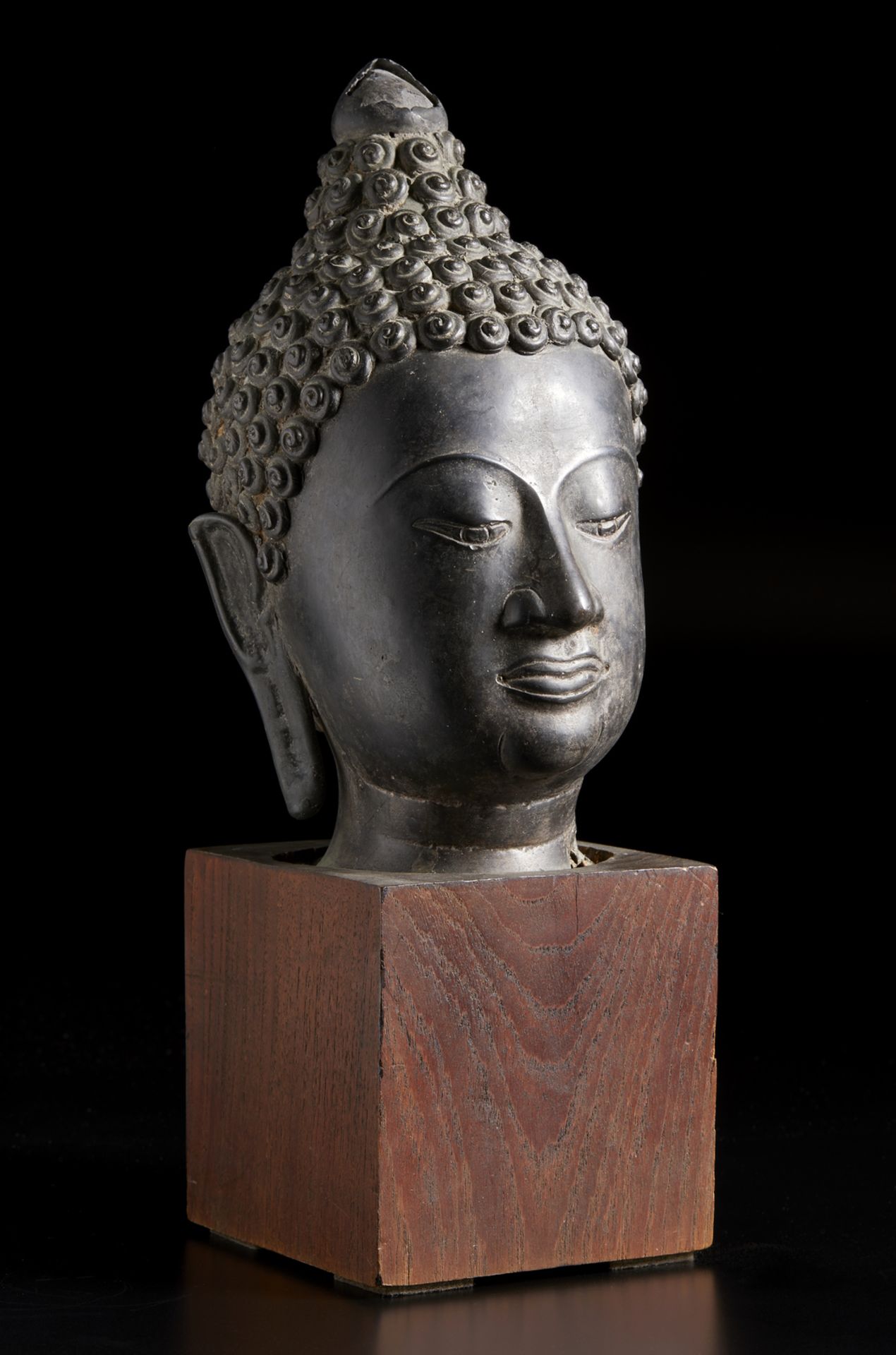 Arte Sud-Est Asiatico A Buddha bronze headThailand, Ayutthaya, 17th century. - Image 3 of 5