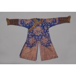 Arte Cinese An official blue- ground summer court robe, JifuChina, Qing dynasty, 19th century.