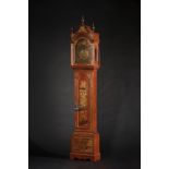Arte Cinese Queen Anne 8 days longcase clock England, London, 18th century.