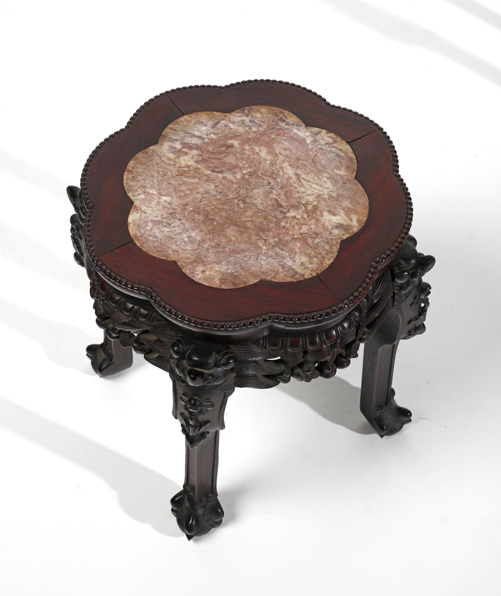 Arte Cinese A pair of wooden stools with pink marble top China, Qing dynasty, 19th century . - Image 7 of 7