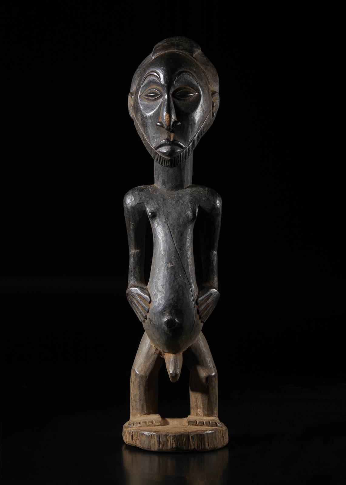 Arte africana Democratic Republic of Congo, Hemba. Figure of an ancestor. Wood with dark patina. La - Image 2 of 6