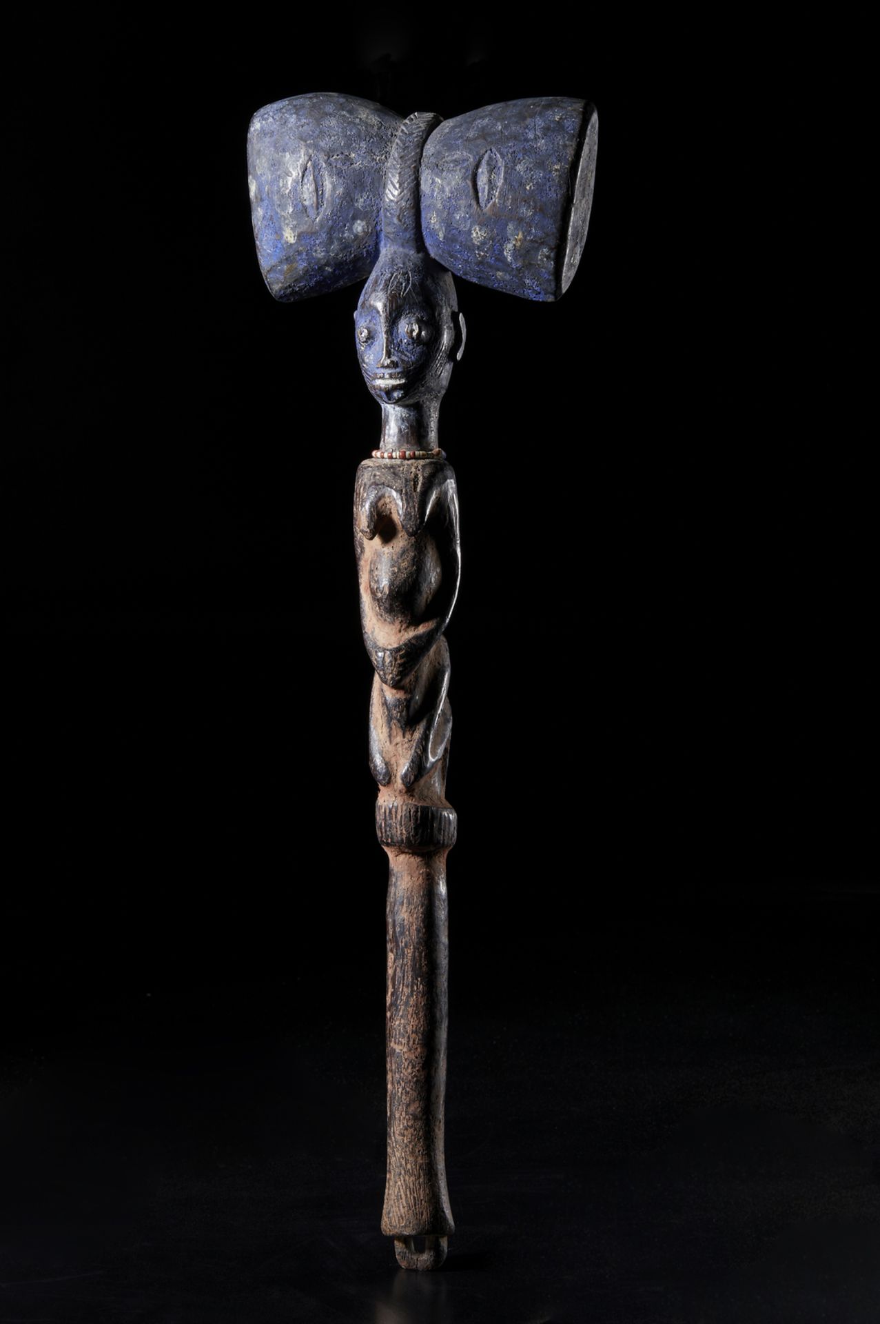 Arte africana Nigeria, YorubaOshe Shango divinatory and dance instrument. Wood with traces of pigme - Image 2 of 4