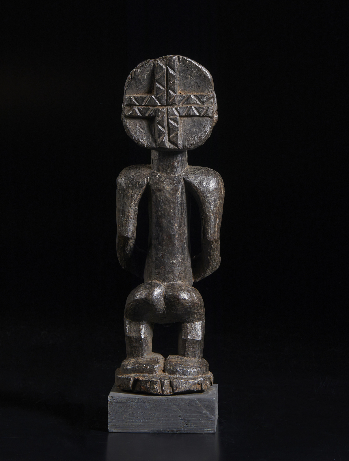 Arte africana Democratic Republic of Congo, Hemba. Ancestor sculpture. Dark and shiny patina. . - Image 5 of 6