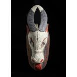 Arte africana Ivory Coast. Antelope mask.Wood and pigments. .