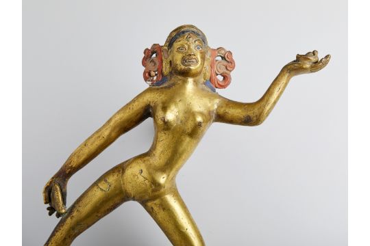 Arte Cinese A bronze figure of Vajrayogini (Red Dakini) Tibet, 18th century . - Image 2 of 3