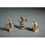 A group of three copper alloy figures of Ganesh Southern India, 18th and late 19th century Cm 5,00 x