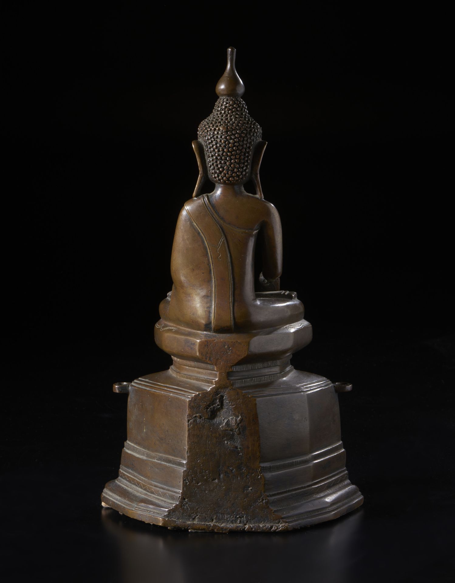 A bronze figure of Buddha Burma, 18th century Bronze casting depicting the historical Buddha - Image 4 of 5