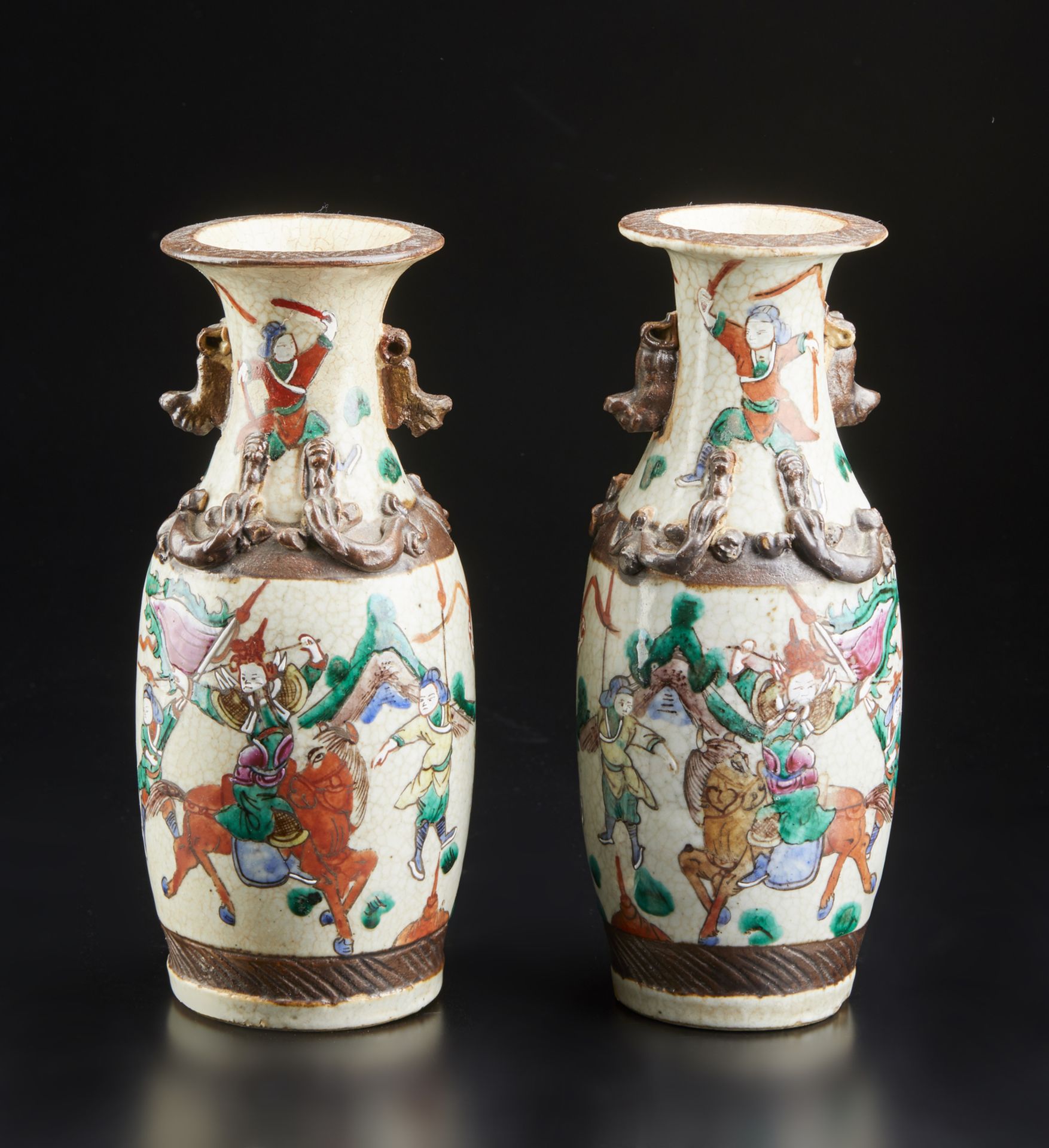 A pair of baluster porcelain vases painted with characters. China, Qing dynasty, 19th century.Cm