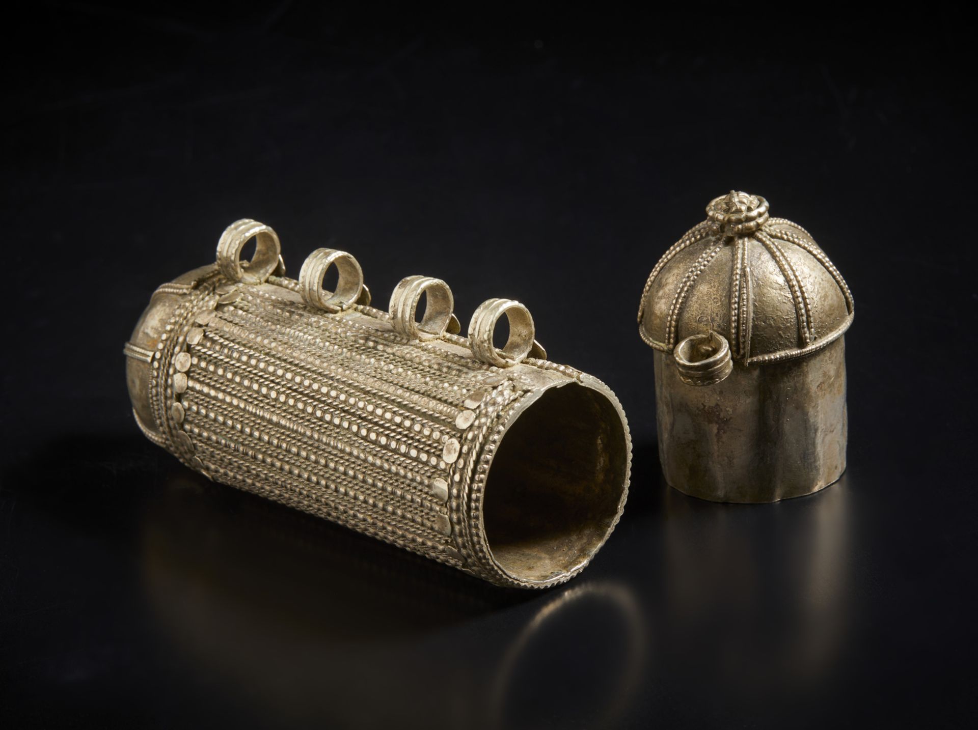 A large silver amulet Yemen, 19th century Cylindrical box with talismanic function, used to hold - Image 3 of 4
