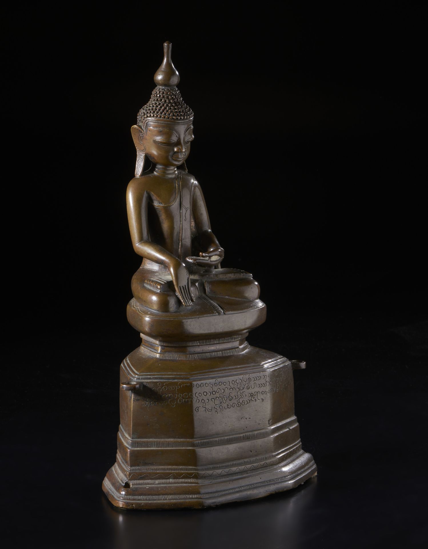 A bronze figure of Buddha Burma, 18th century Bronze casting depicting the historical Buddha - Image 5 of 5