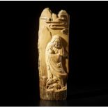 A mammooth ivory carving depicting a Lohan Japan, 19th century Cm 5,50 x 15,00