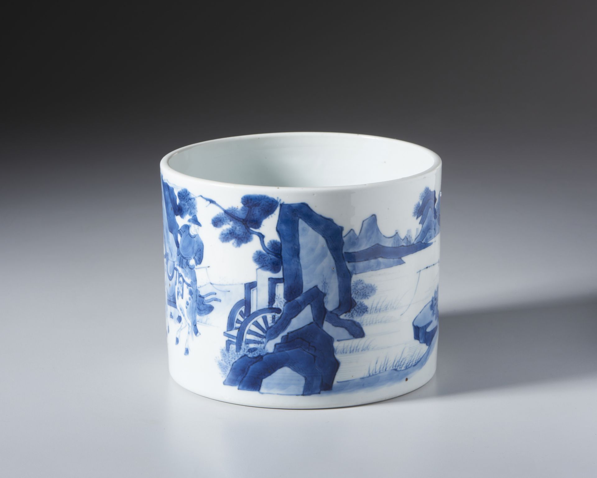 A large blue & white porcelain brushpot (bitong) China, Qing, 18th centuryCm 18,50 x 14,50 - Bild 2 aus 5