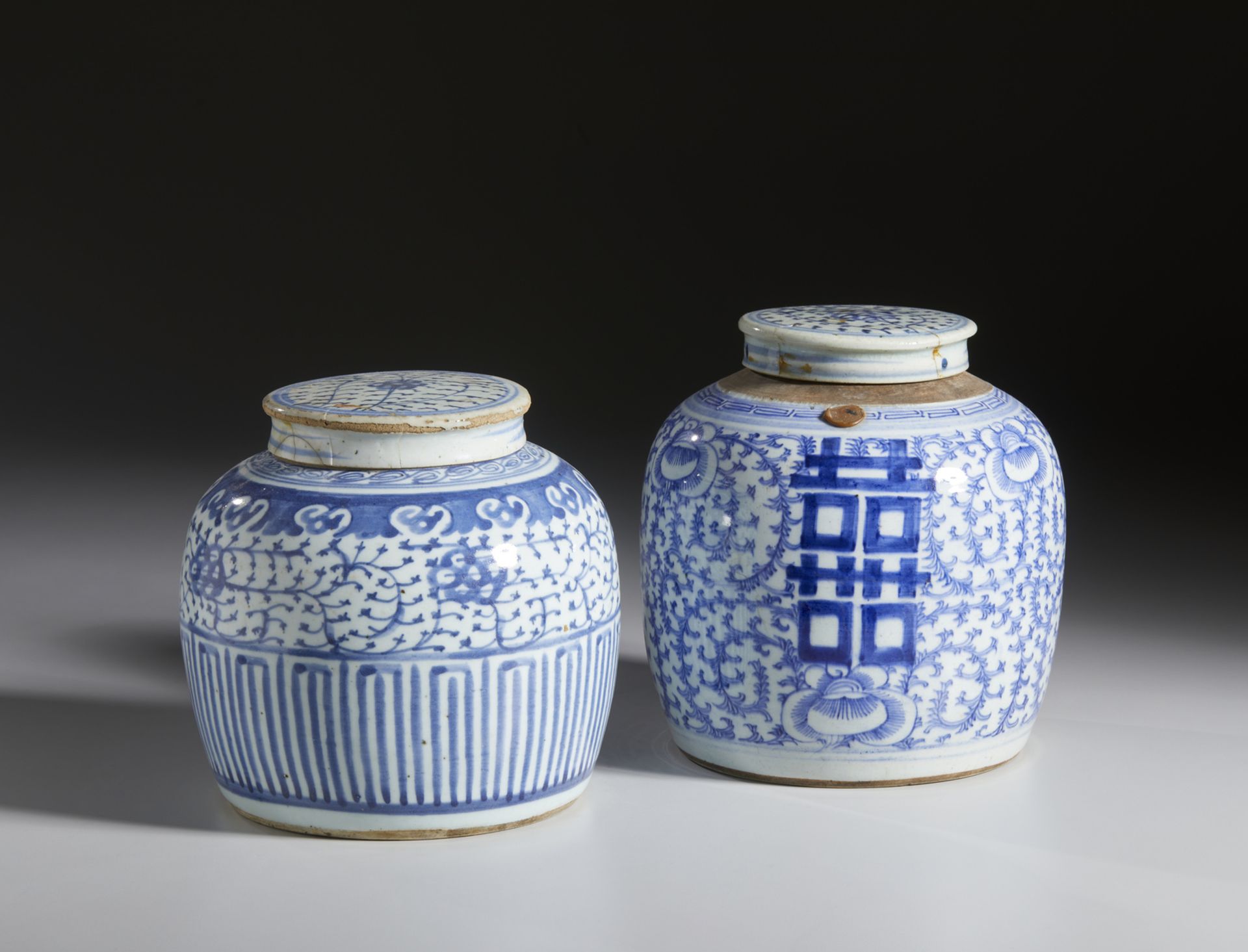 Pair of blue and white porcelain storage jars and covers China, Qing dynasty, 19th century