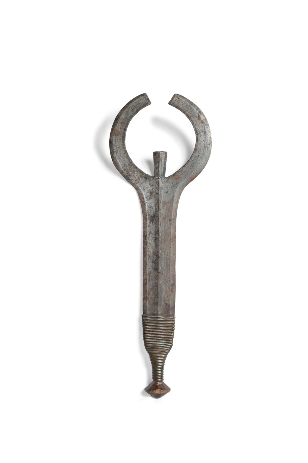 Ngulu bifacial sword. Democratic Republic of the Congo, late XIX century.