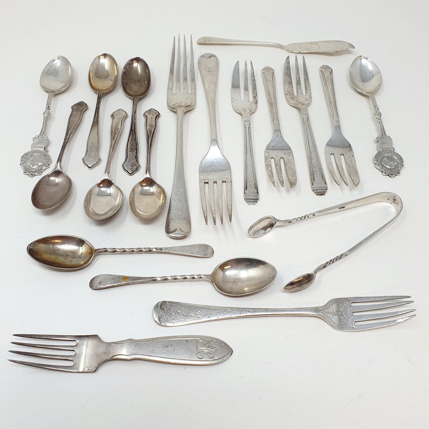 A silver Old English pattern dessert fork, and assorted flatwares, various dates and marks, 12 ozt