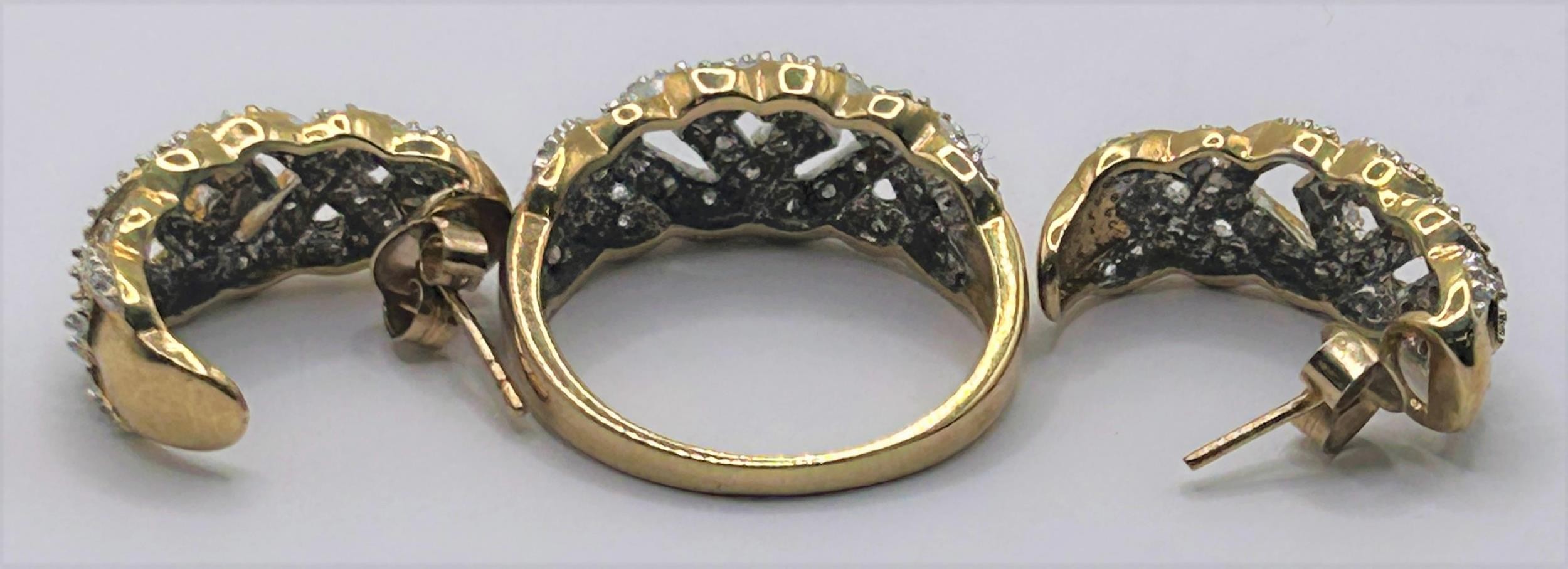 A 9ct gold and diamond cluster ring, and a matching pair of earrings (3) - Image 2 of 2