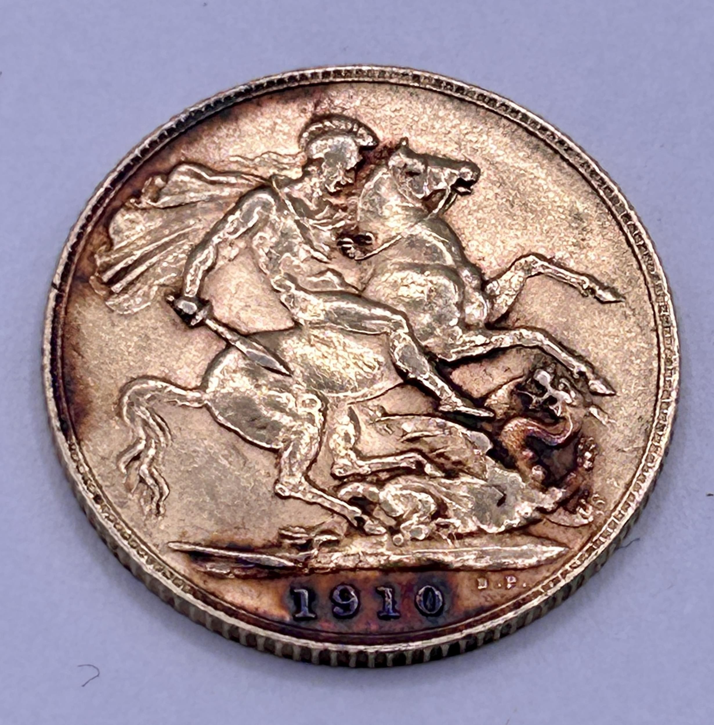 An Edward VII gold sovereign, 1910