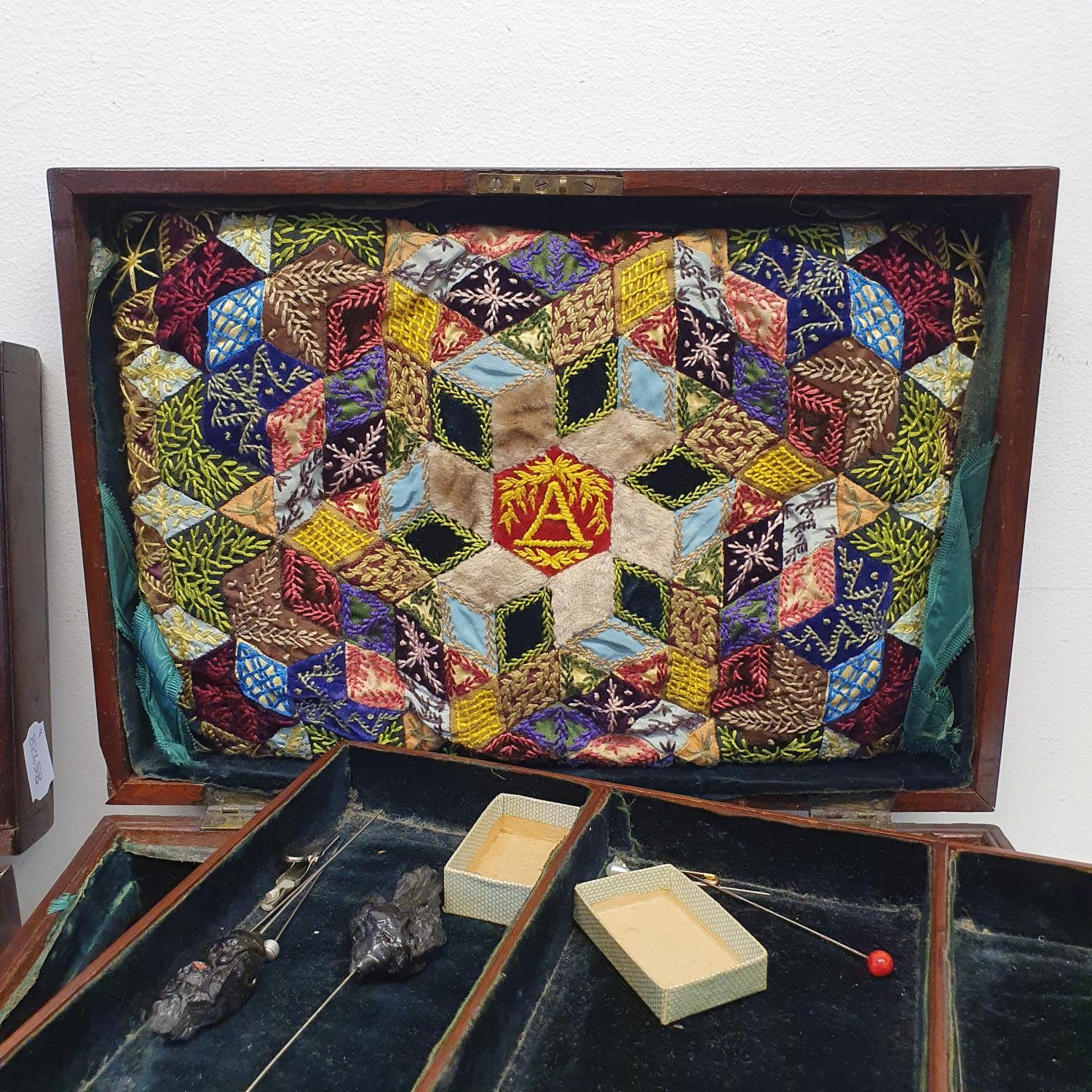 A 19th century rosewood writing box, 35 cm wide, and three other boxes (4) - Image 3 of 4