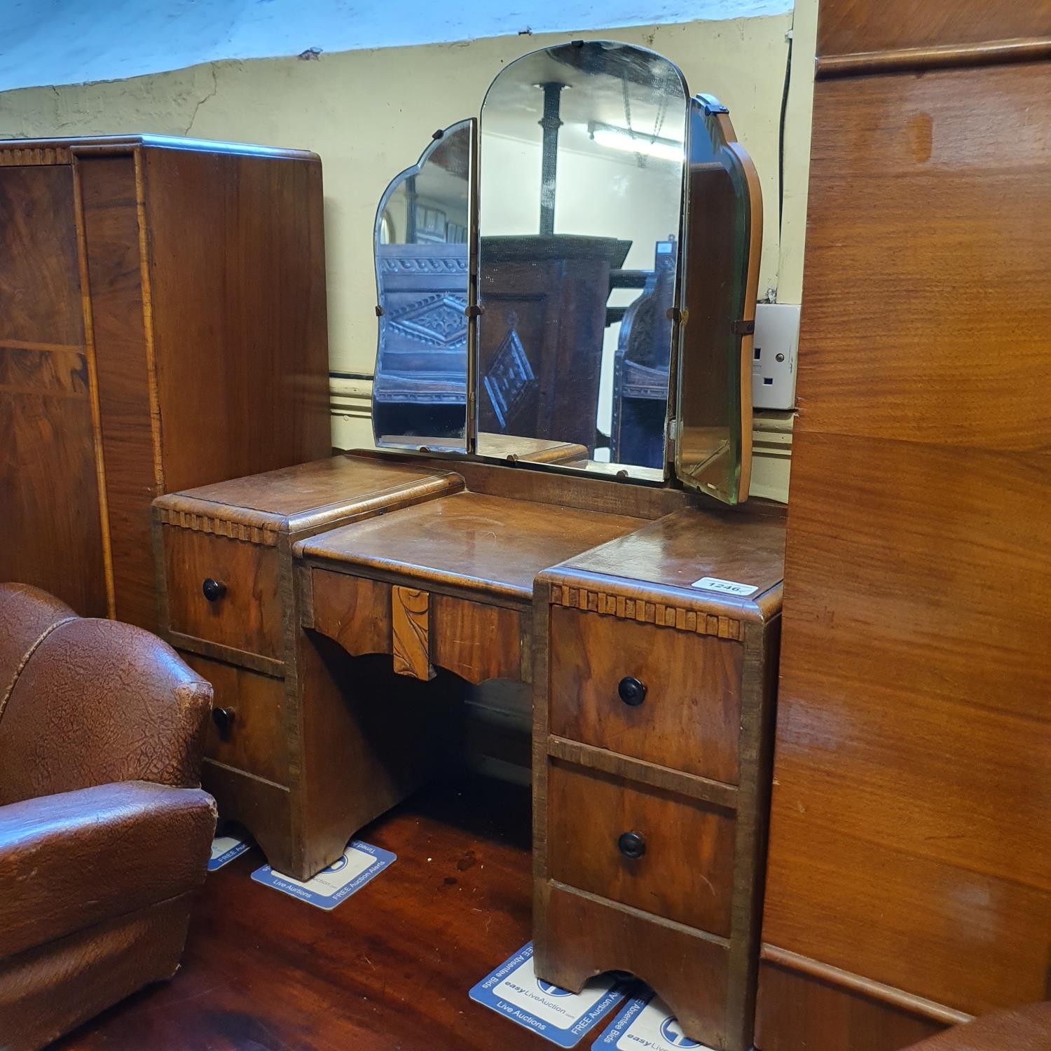 An Art Deco miniature suite of bedroom furniture, comprising two wardrobes, a dressing table, a - Image 3 of 5