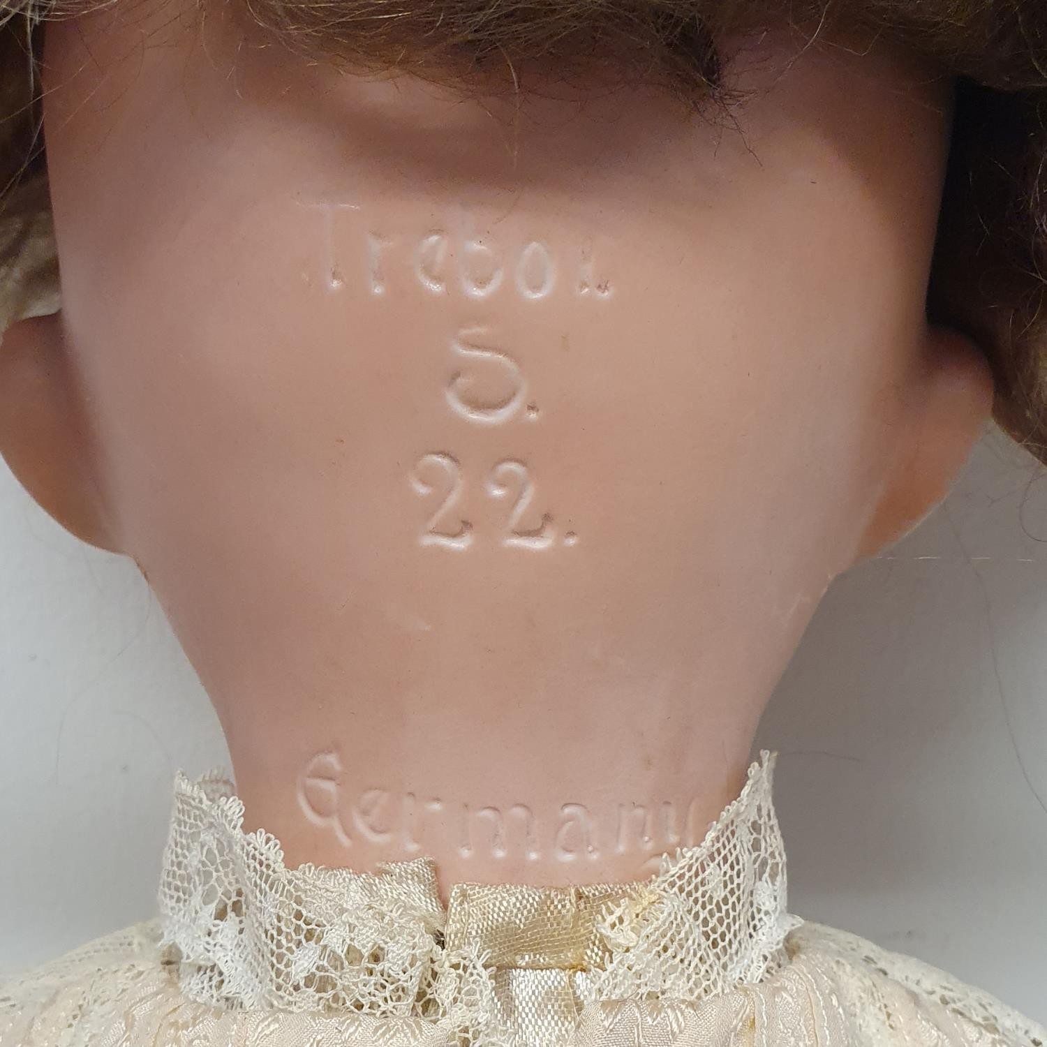 A Trebor German bisque headed doll, No 22, with a composite joined body, and closing millefiori - Image 4 of 4