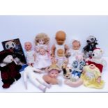 Assorted dolls and teddy bears (2 boxes) Provenance: From a vast single owner collection from a