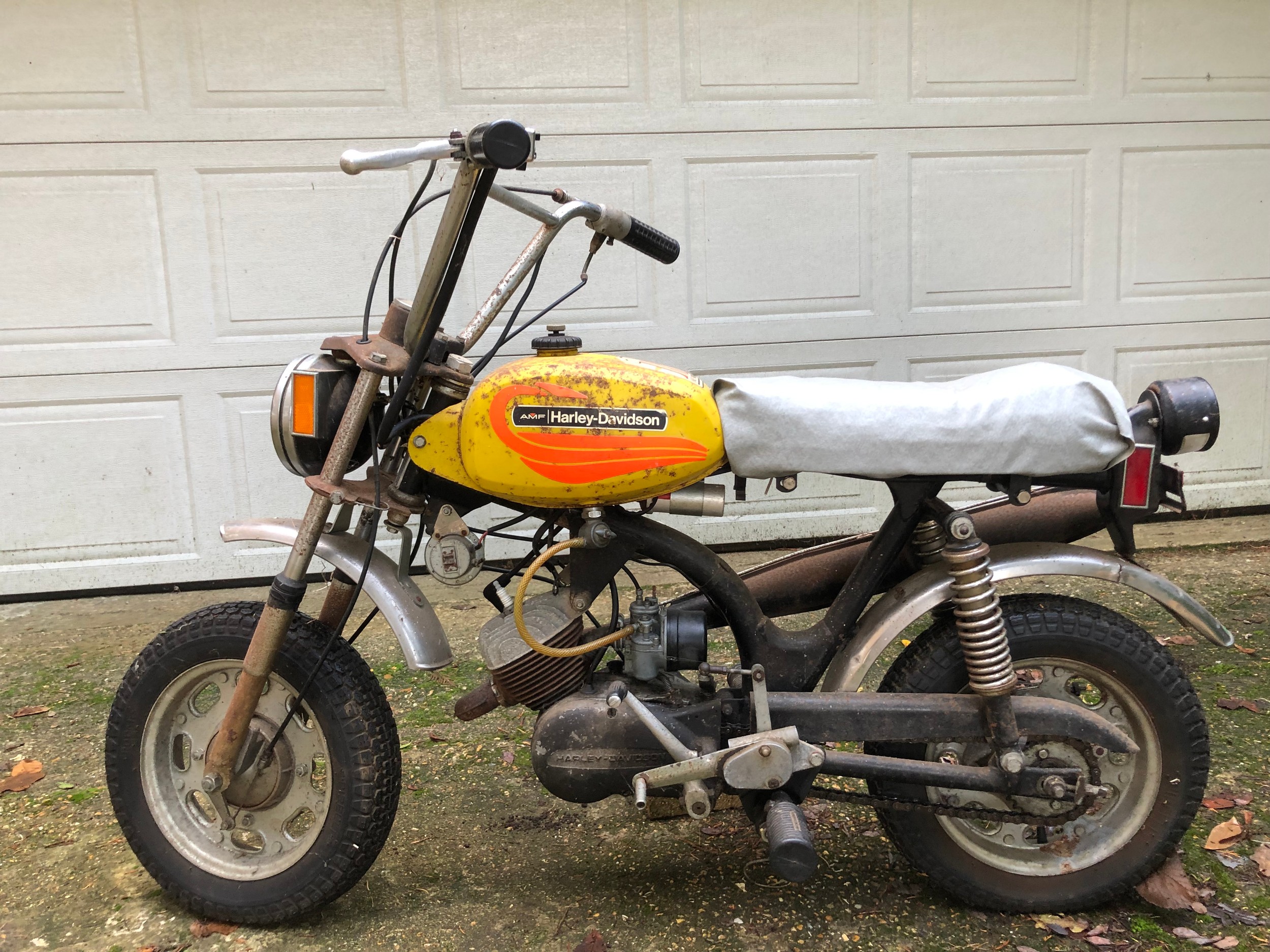 1972 AMF Harley Davidson MC 65 Shortster mini cycle Being sold without reserve All proceeds go to - Image 6 of 16