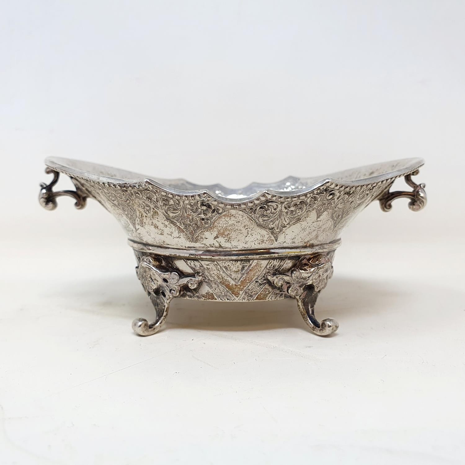 A Victorian silver sugar bowl, of oval form, London 1879, 4.3 ozt