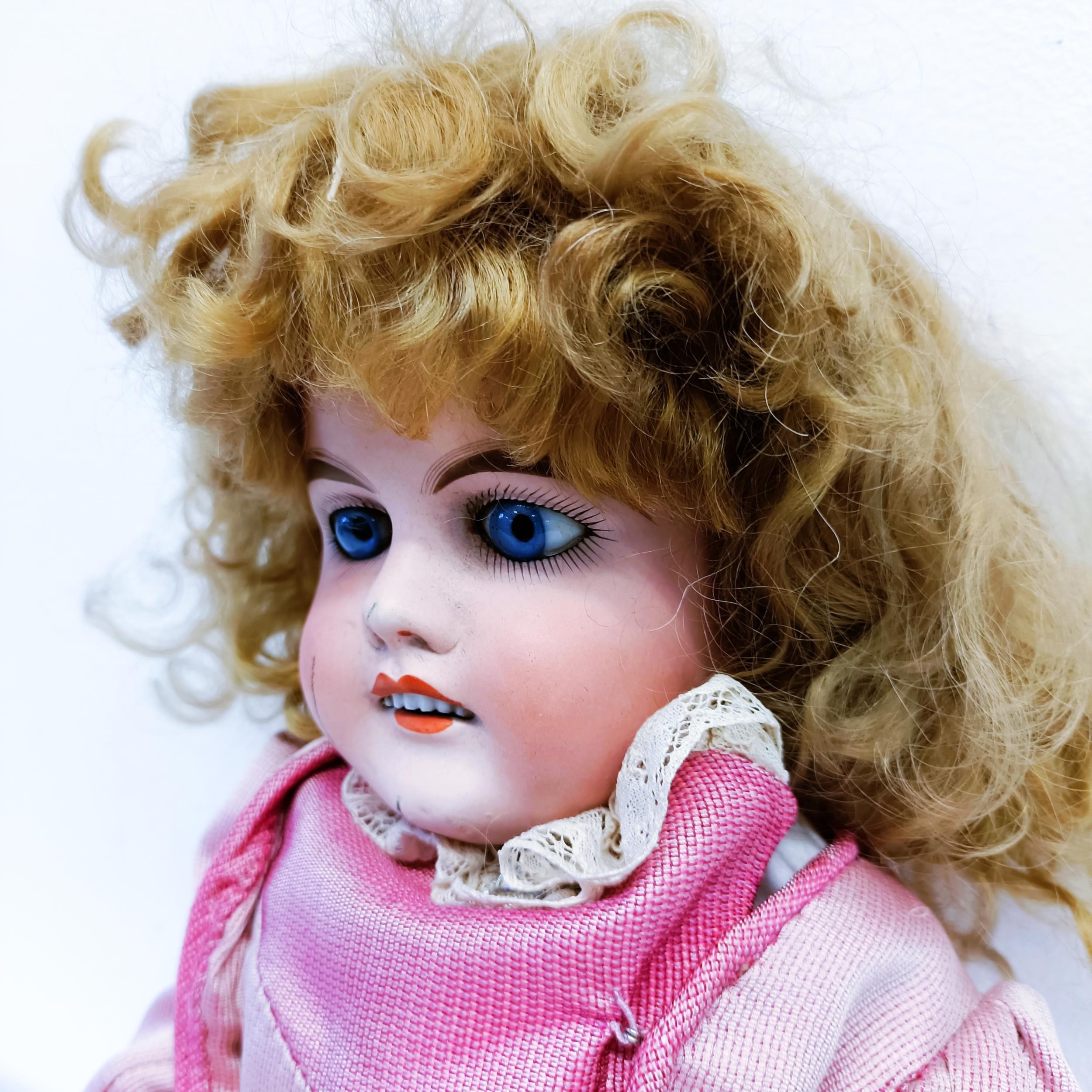 A Louis Leon Piere Mon Cheri French bisque headed doll, with a composite jointed body, and - Image 2 of 4