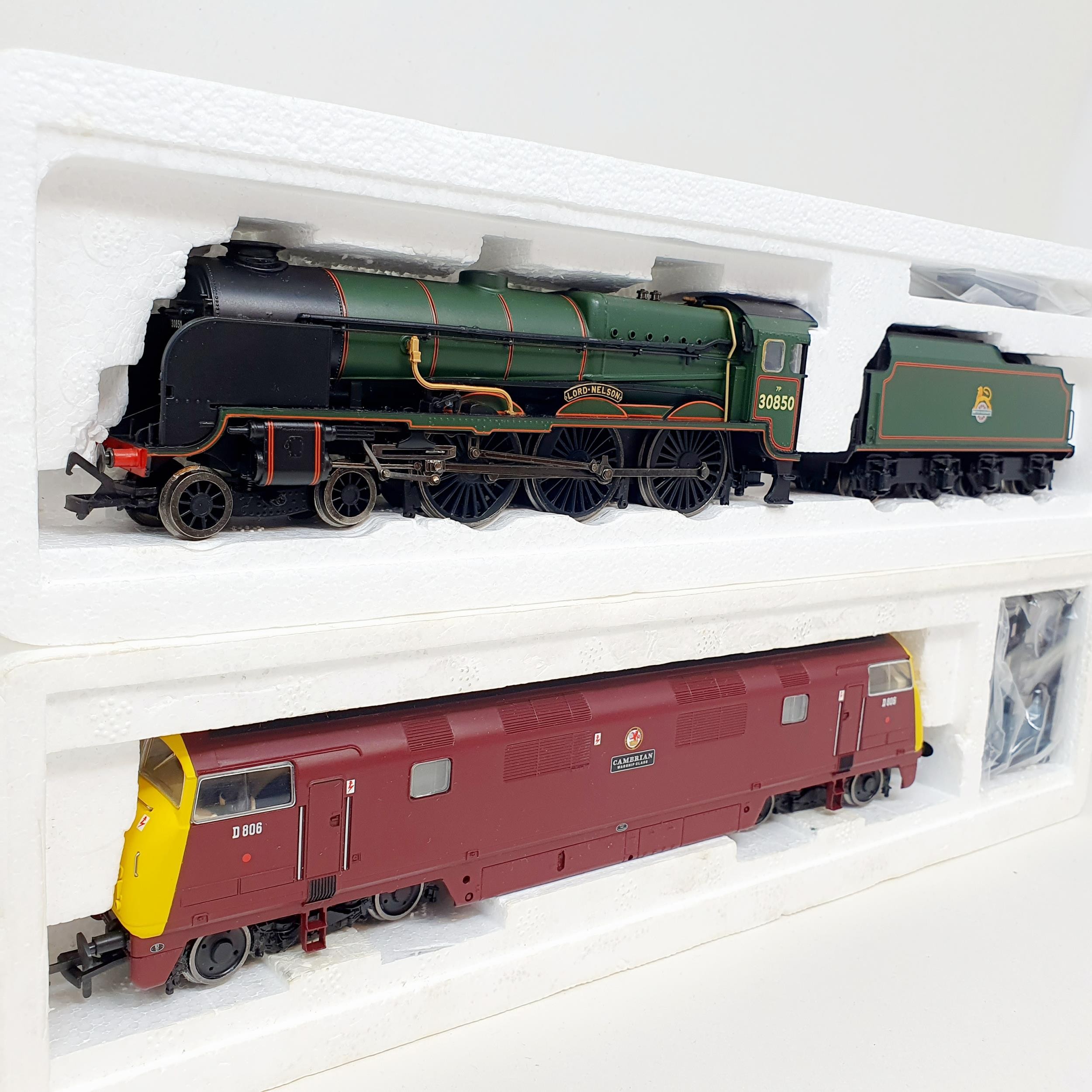 A Bachmann OO gauge 4-6-0 locomotive and tender, No 31-408, boxed, and No 32-056, boxed (2) - Image 2 of 4