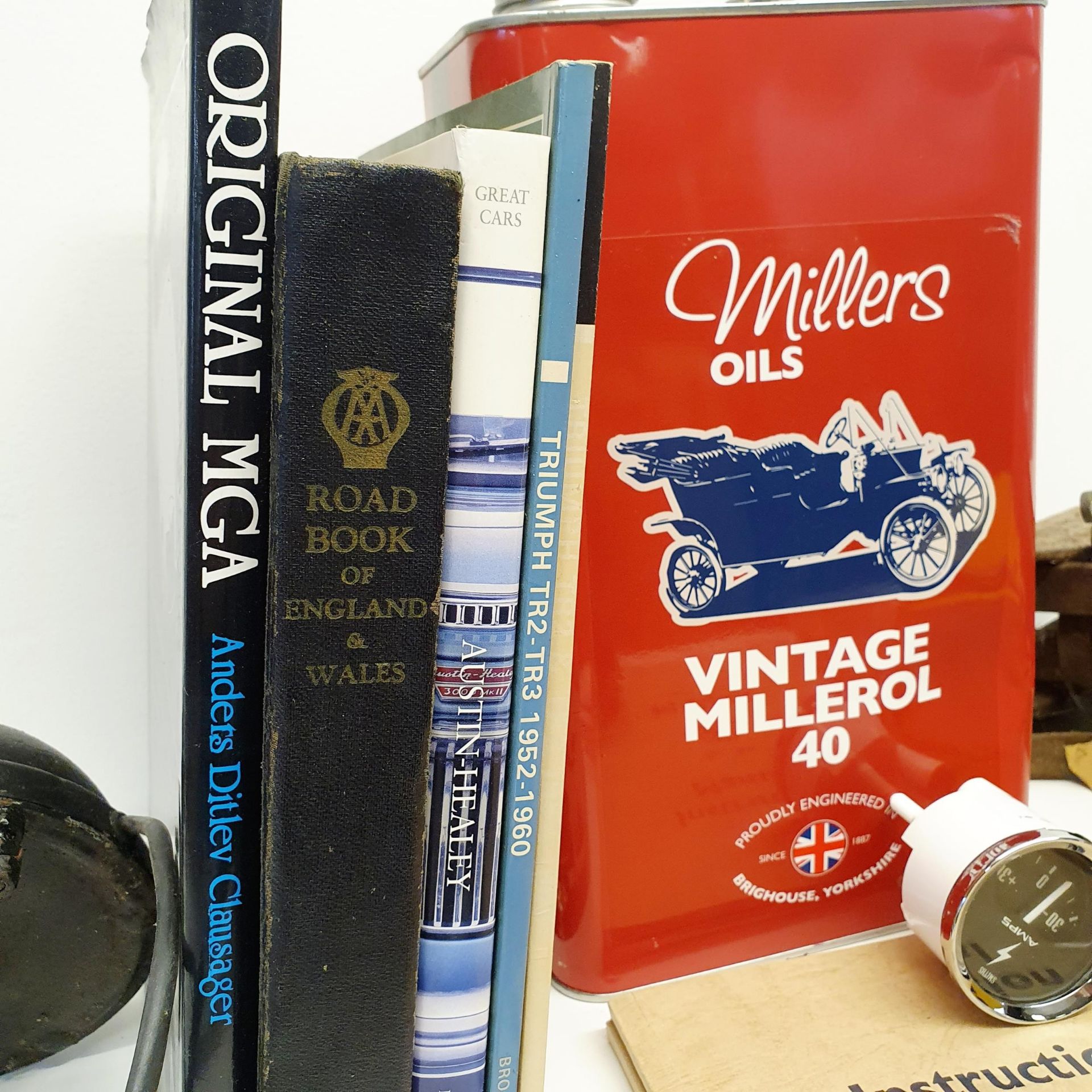 Assorted motoring books, including Morris 8, Triumph TR2-TR3, MG TC instruction manuals, other - Image 2 of 2