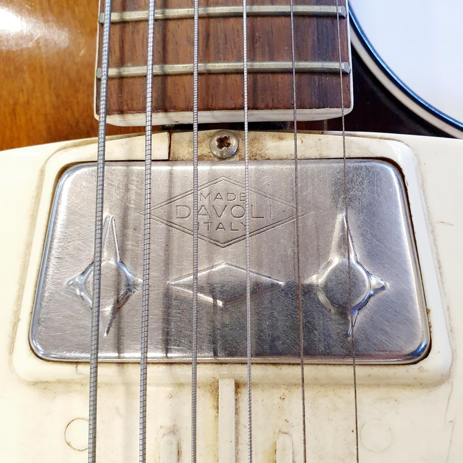 A rare Wandre Davoli electric guitar, 1960s, bought new by the owners late husband All Aluminum neck - Image 7 of 19