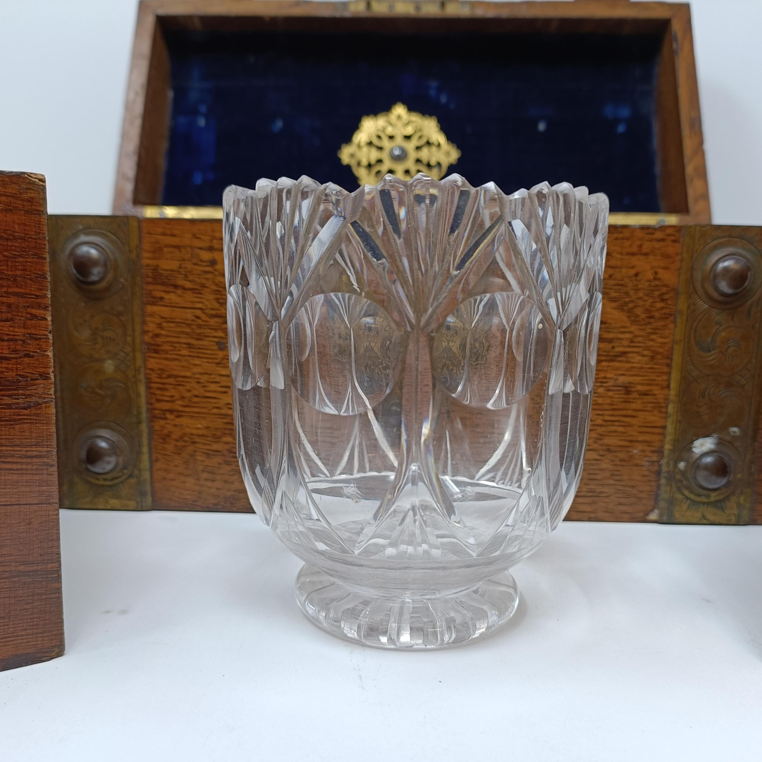 *** Withdrawn***A 19th century oak and brass bound tea caddy, with a hinge lid to reveal - Image 6 of 11