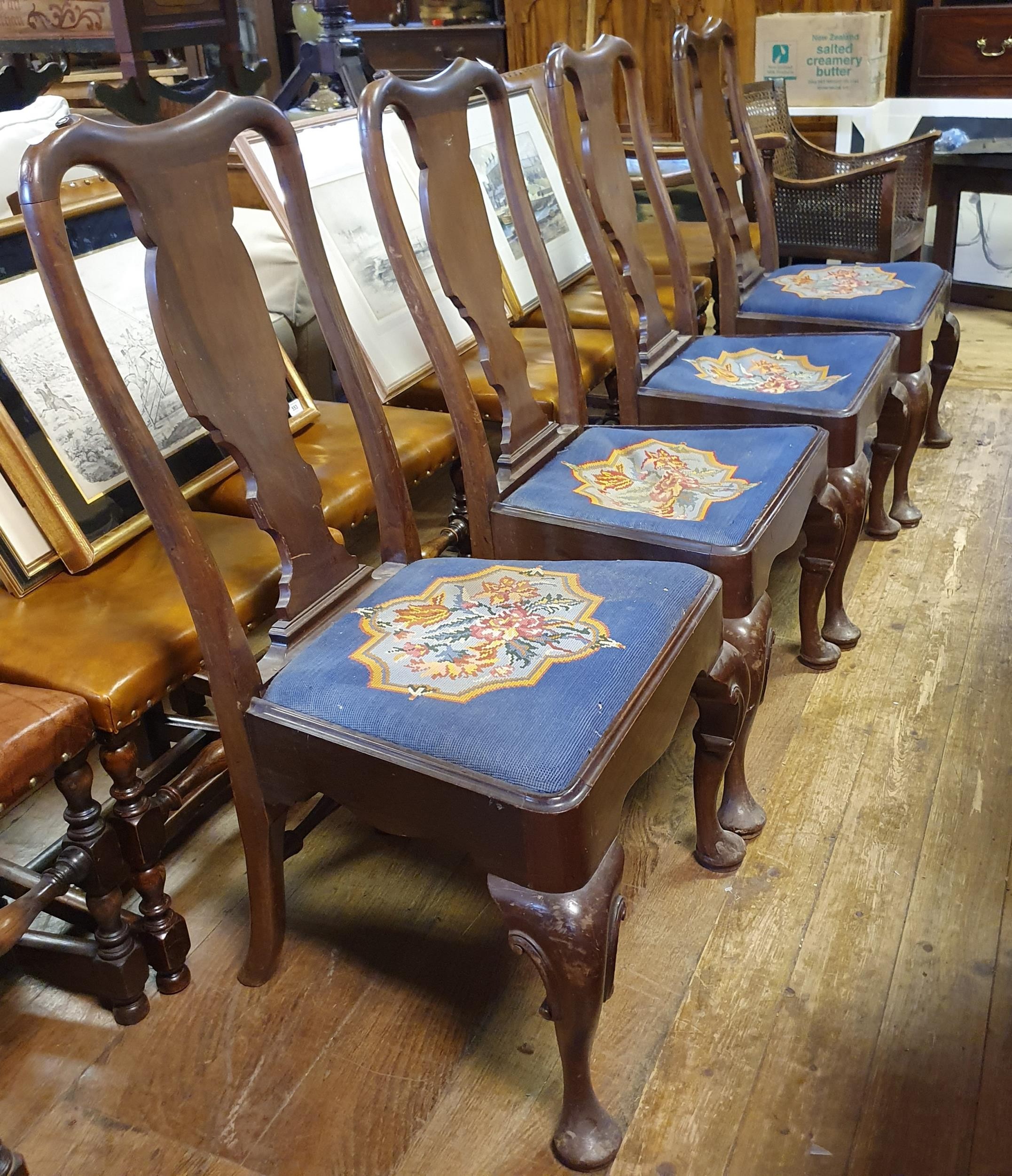 A set of four Queen Anne style walnut framed dining chairs, with drop in tapestry padded seats (4) - Image 2 of 2