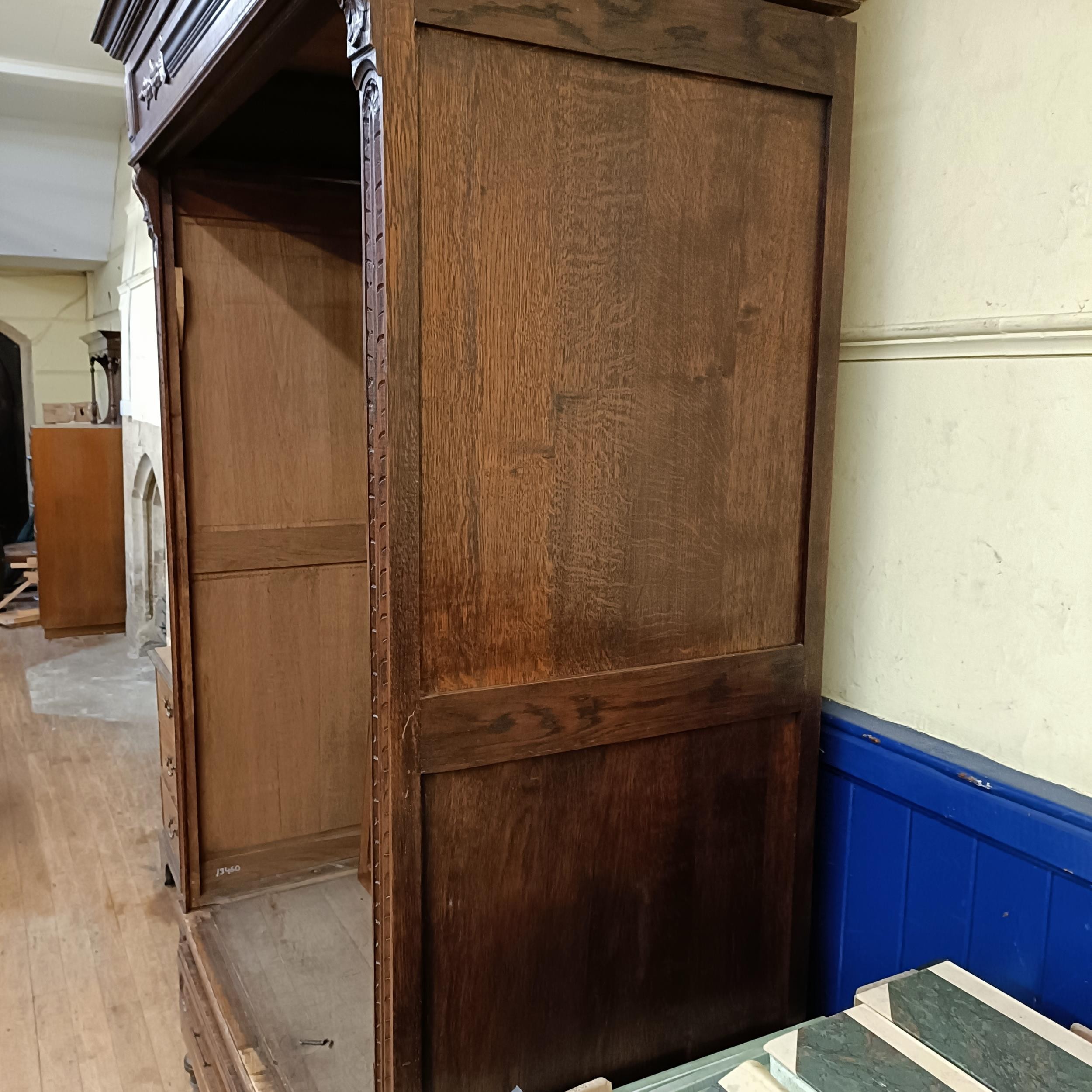 A French carved oak armoire, 150 cm wide - Image 5 of 11