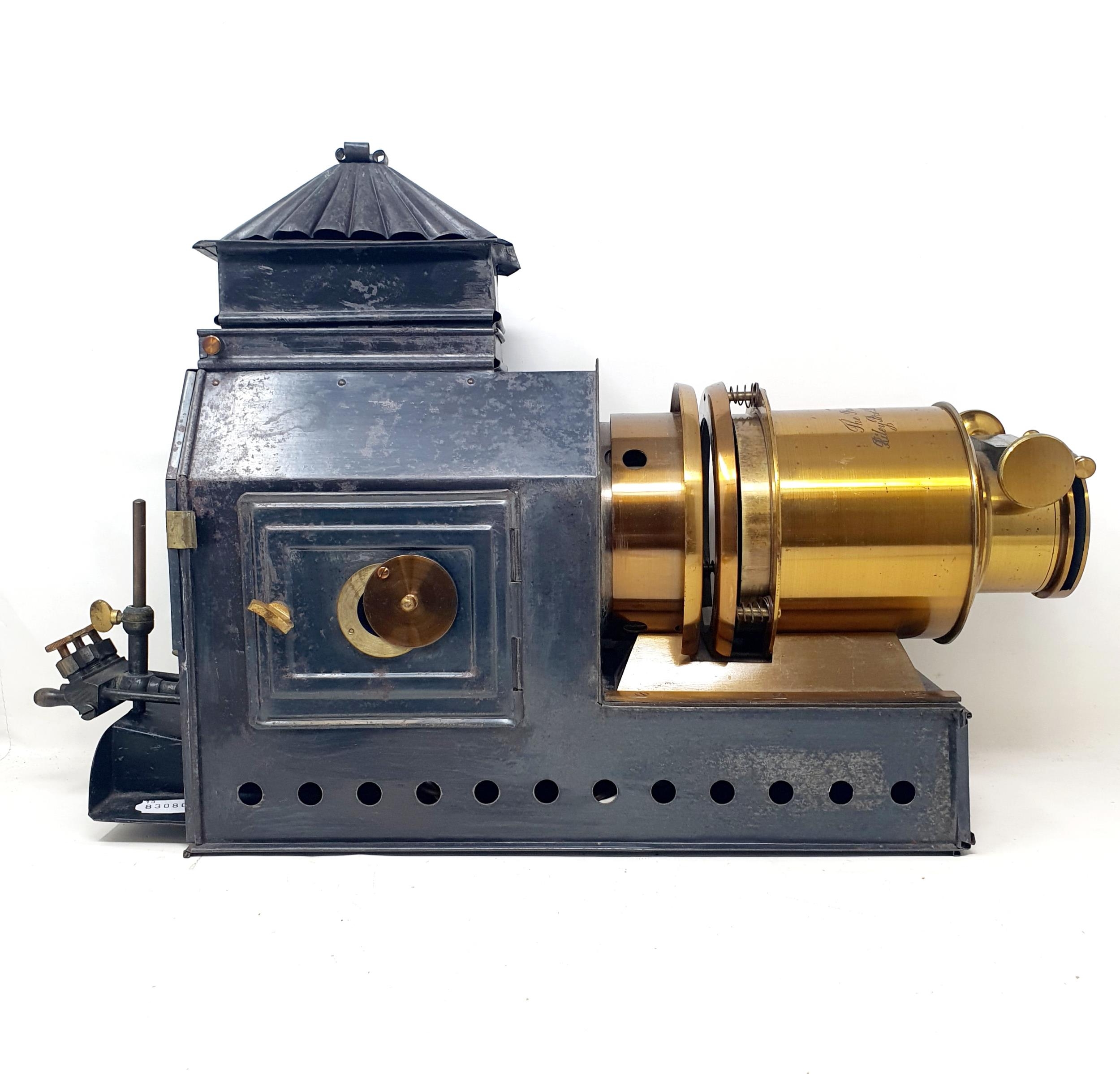 A Praestantia magic lantern, in a metal case, with a parafin burner - Image 2 of 4