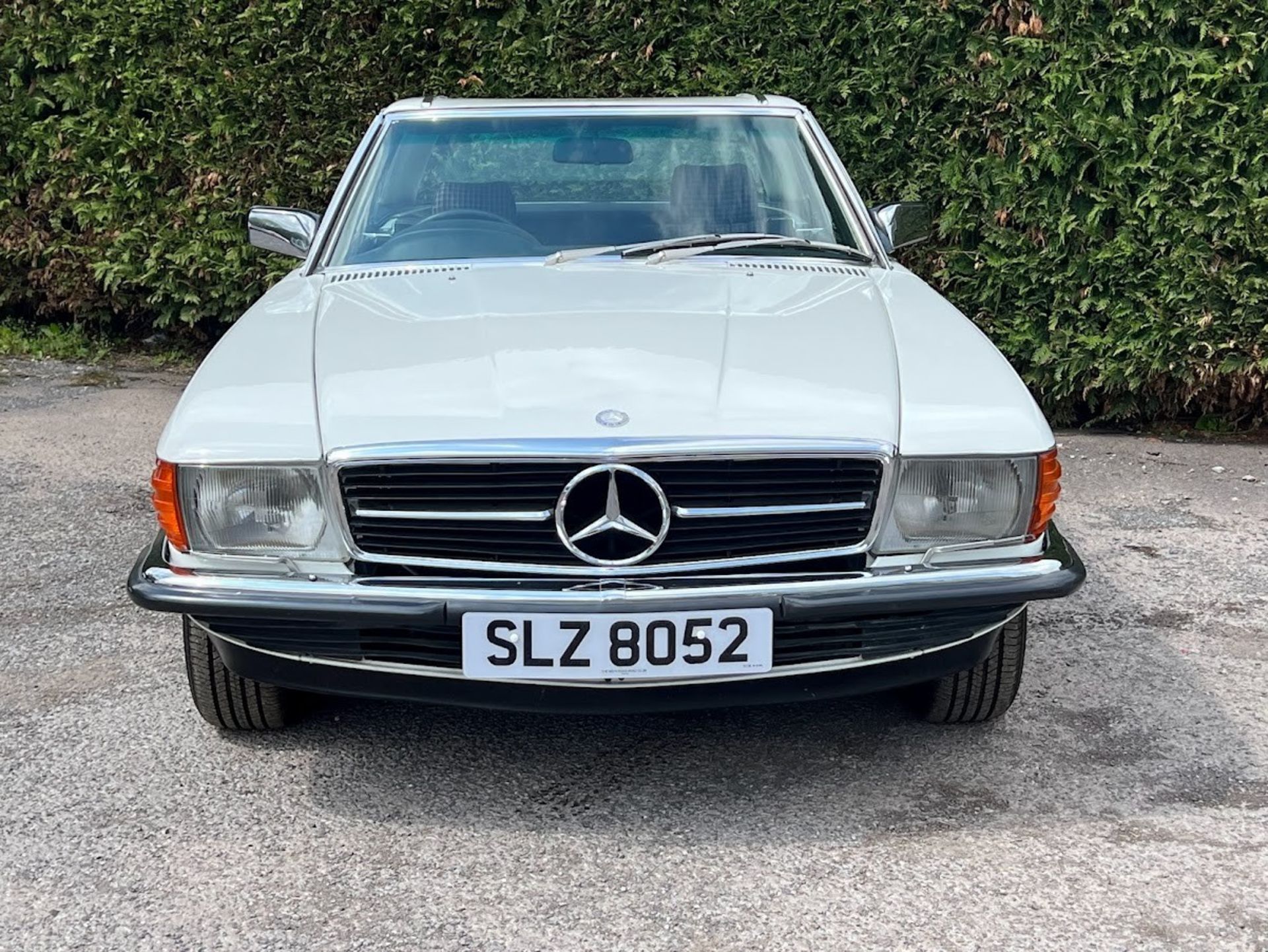 1984 Mercedes-Benz SL500 R107 Registration number SLZ 8052 Chassis number WDB1070462A016319 Engine - Image 11 of 22