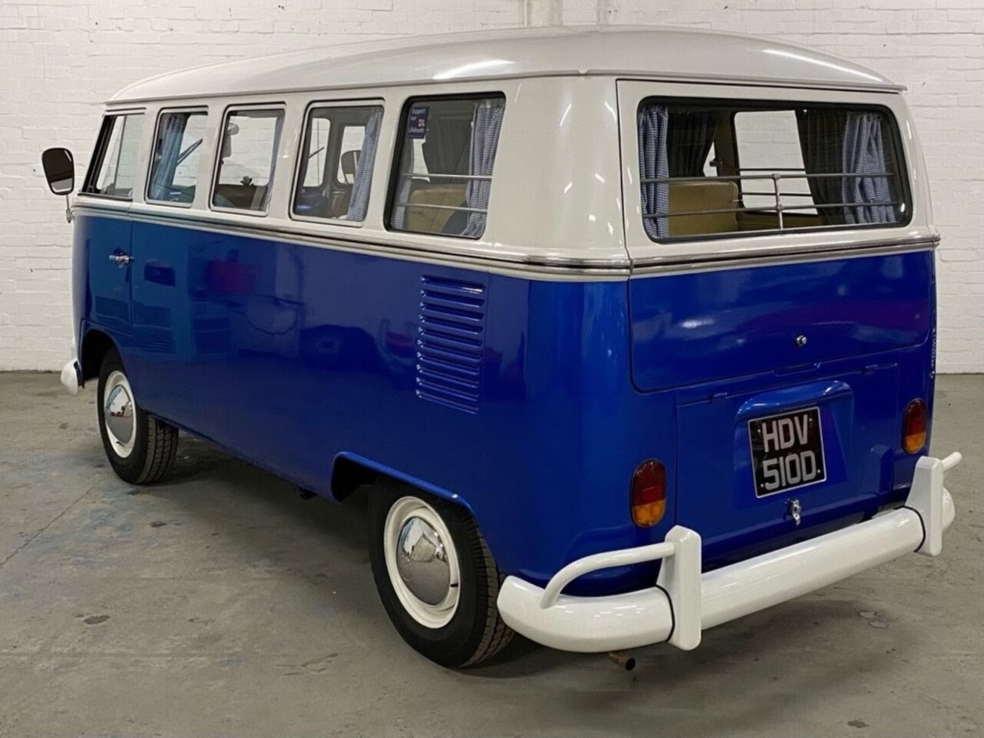 1966 VW 13 Window Deluxe Splitscreen Campervan Registration number HDV 510D Chassis number 256174614 - Image 4 of 25