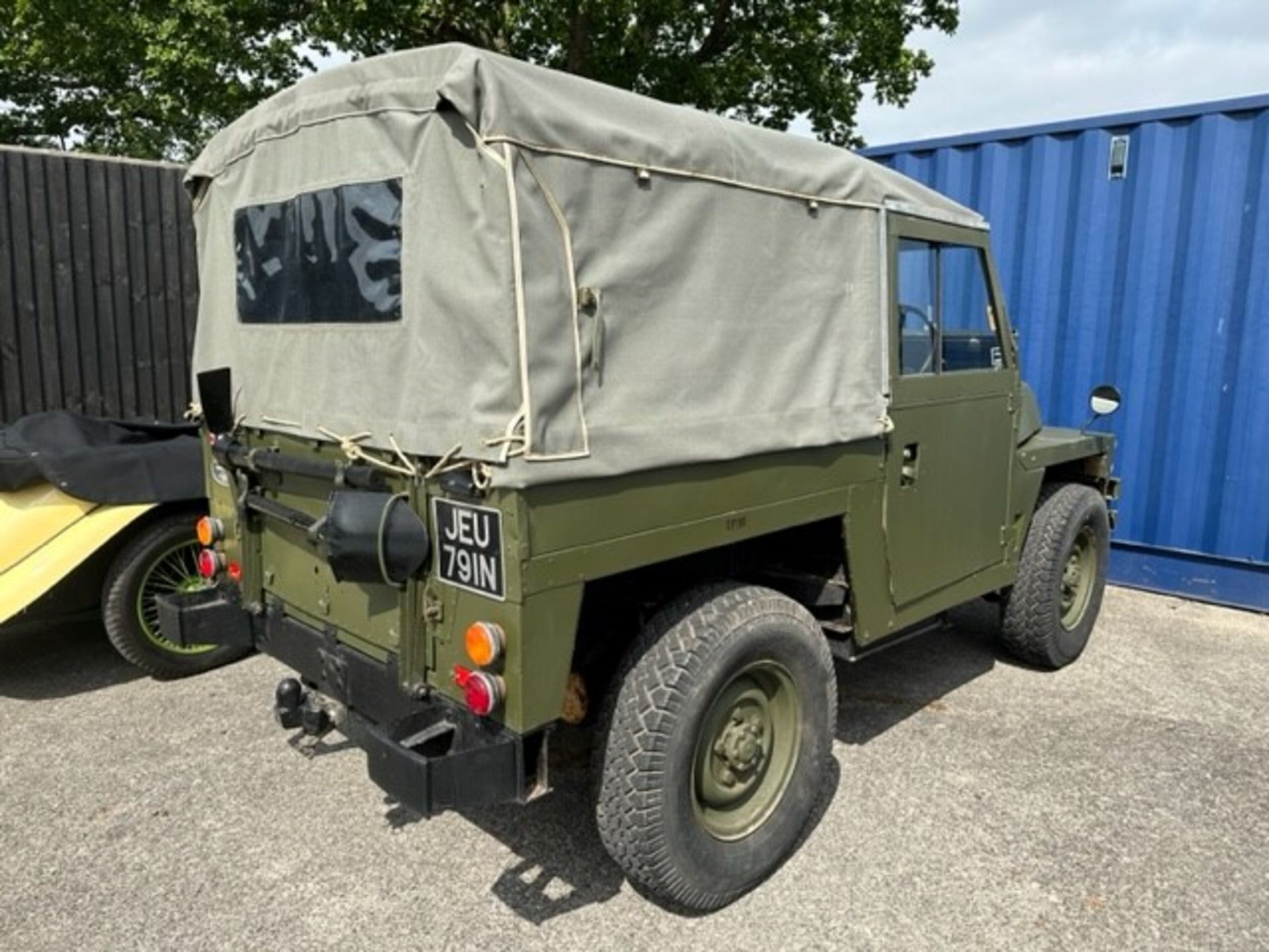 1975 Land Rover 88 inch Lightweight Registration number JEU 791N Chassis number 951-03753-A Bronze - Image 6 of 12