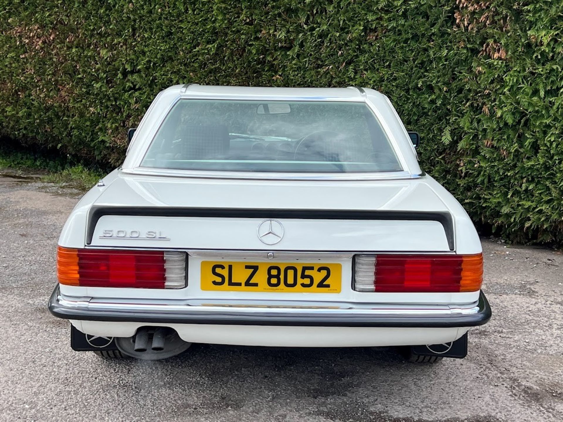 1984 Mercedes-Benz SL500 R107 Registration number SLZ 8052 Chassis number WDB1070462A016319 Engine - Image 14 of 22