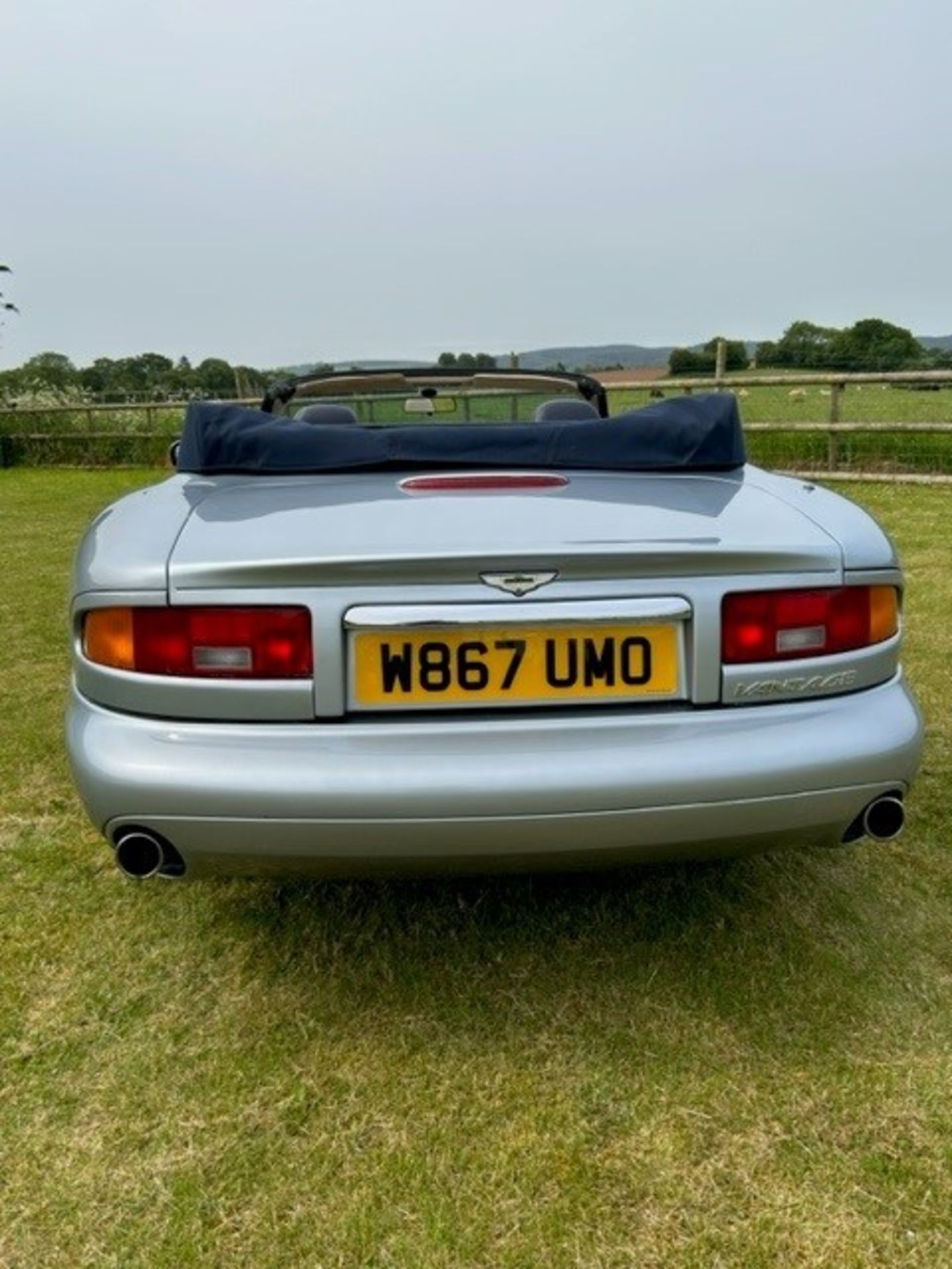 2000 Aston Martin DB7 Vantage Volante Registration number W867 UMO Light metallic blue with interior - Image 46 of 82