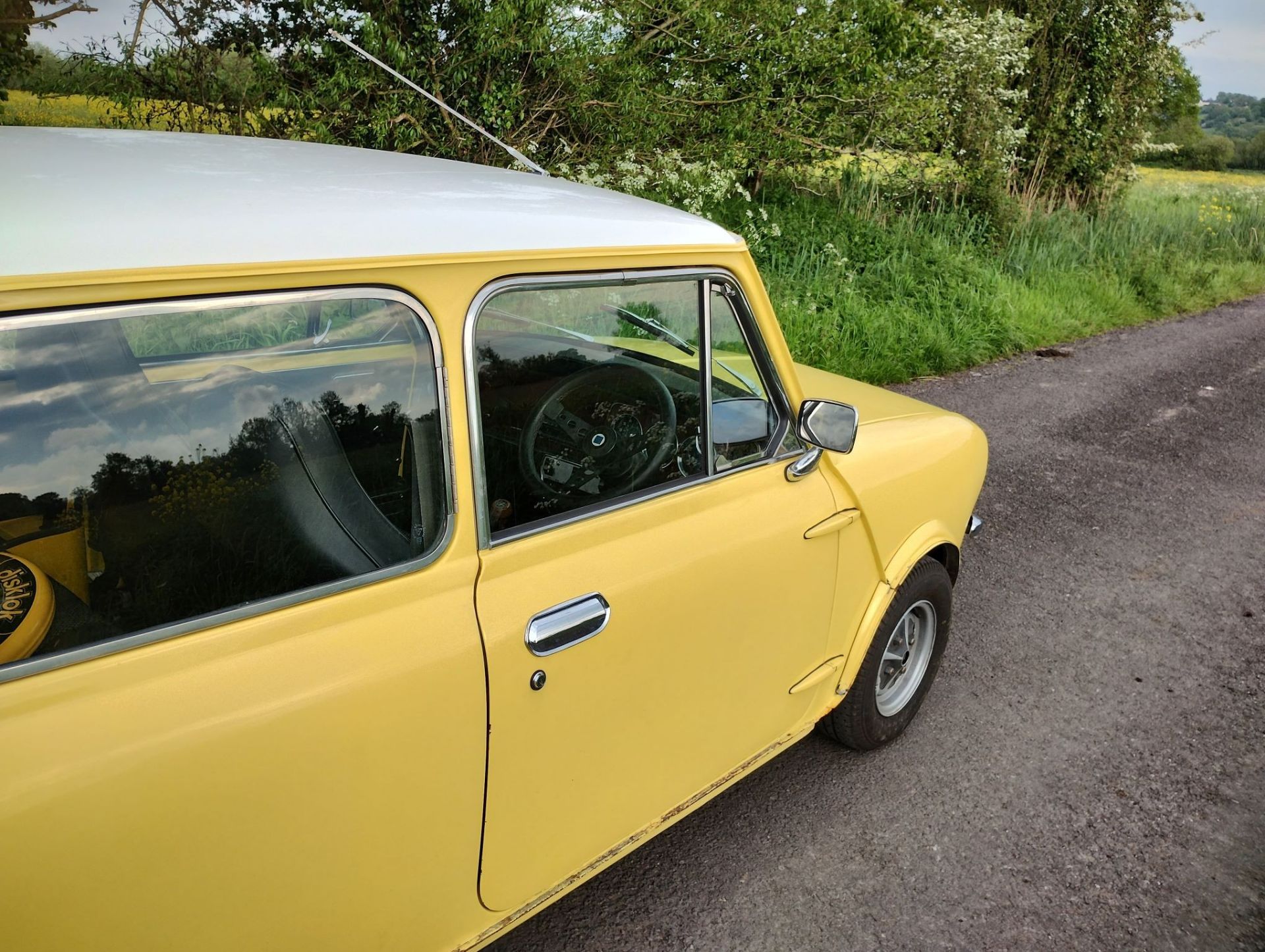 1977 Leyland Australia Mini Clubman S Registration number PHU 653R Chassis number 022X2S2M0927977 - Image 3 of 12