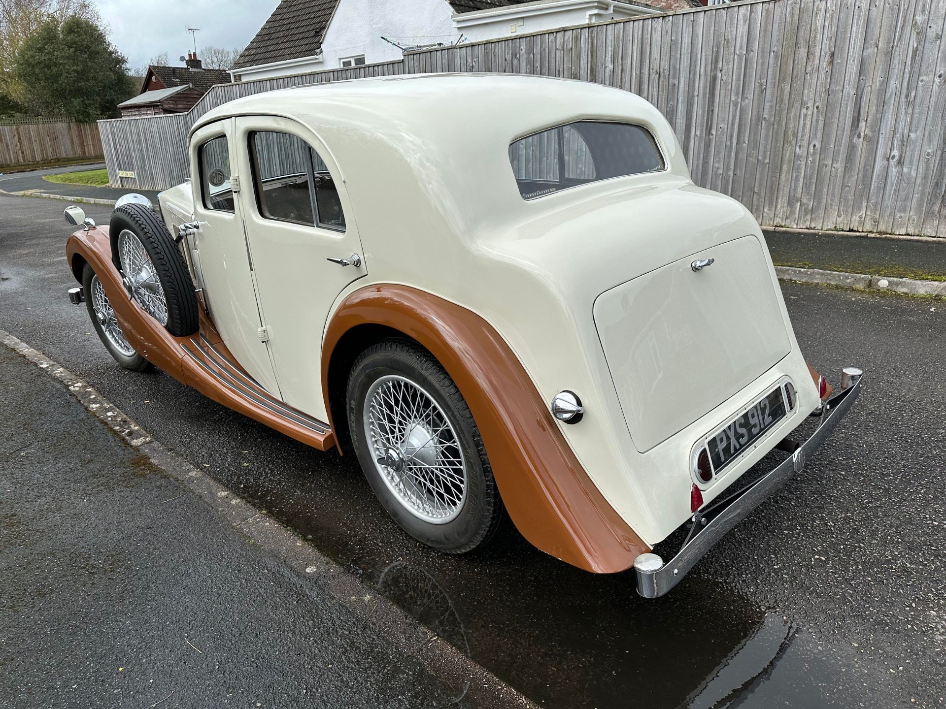 1939 MG VA Registration number PXS 912 Chassis number VA2394 Engine number TPBG2659 Stored in - Image 8 of 46