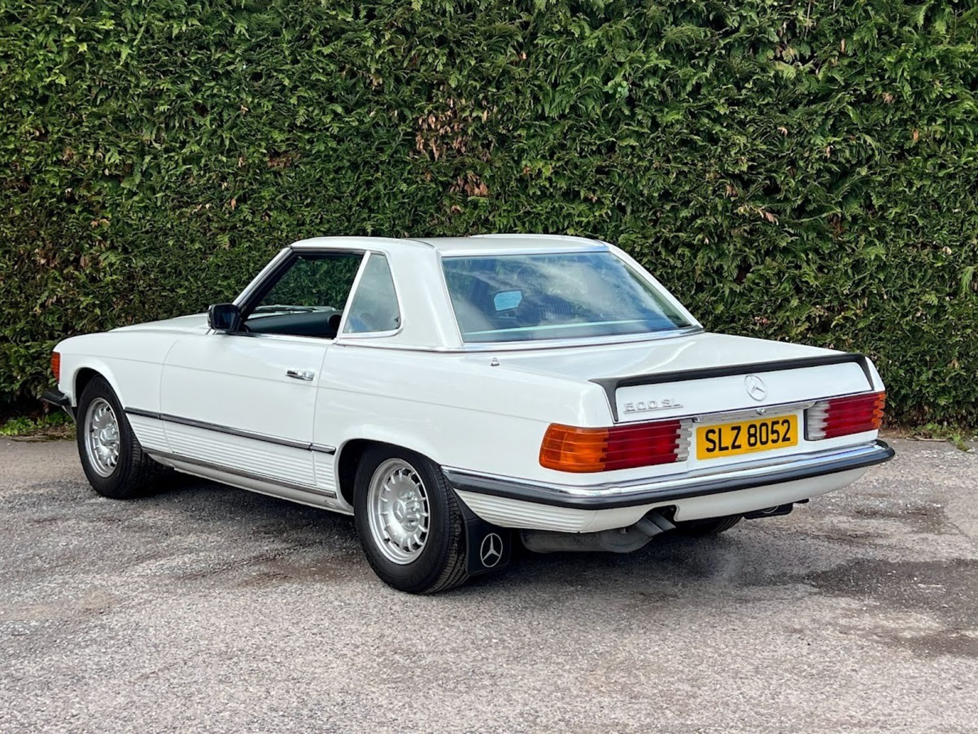 1984 Mercedes-Benz SL500 R107 Registration number SLZ 8052 Chassis number WDB1070462A016319 Engine - Image 5 of 22