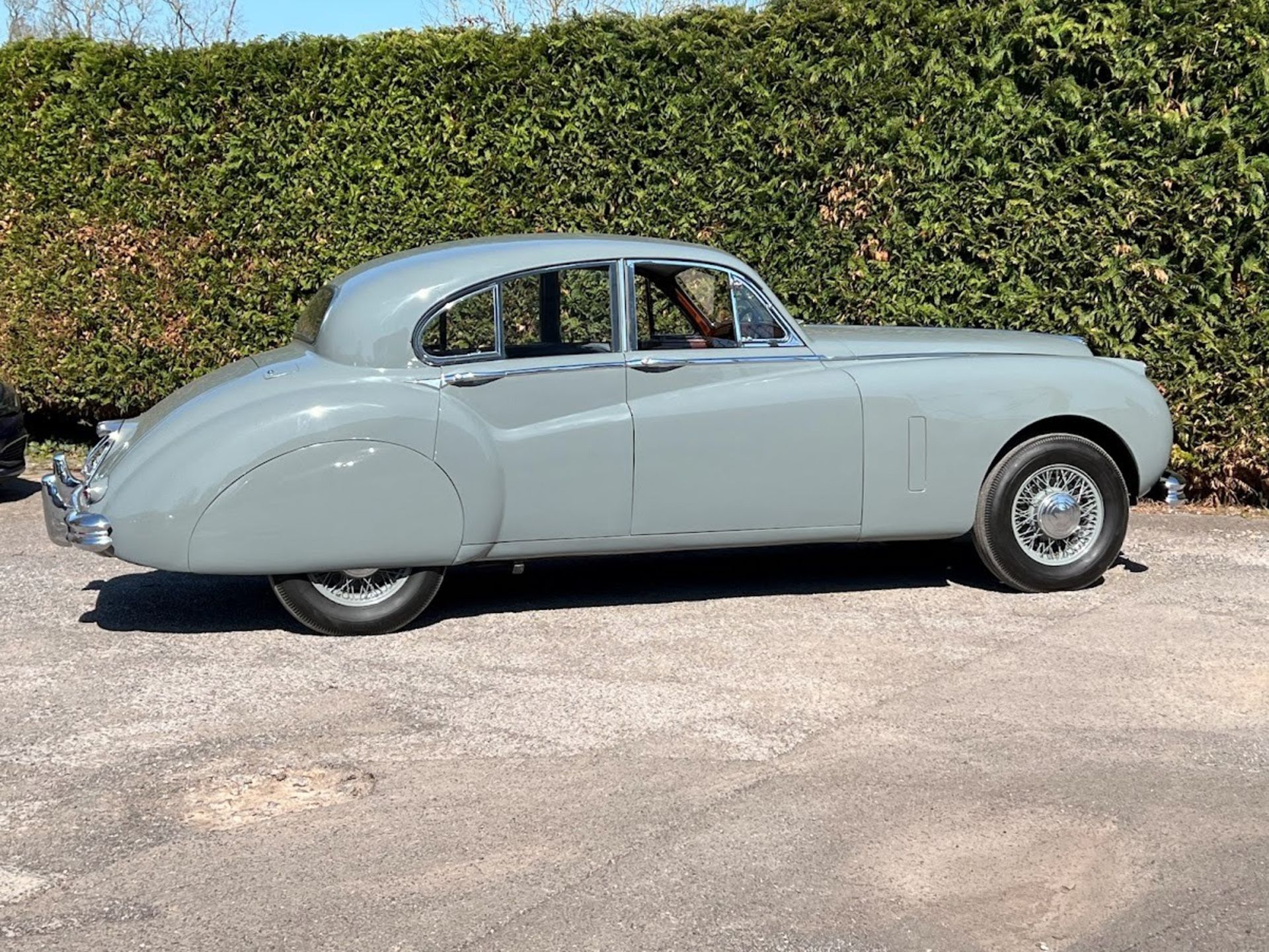 1954 Jaguar MK VII Registration number 237 UYS Chassis number 720587DN Engine number D1299-8 Grey - Image 5 of 34