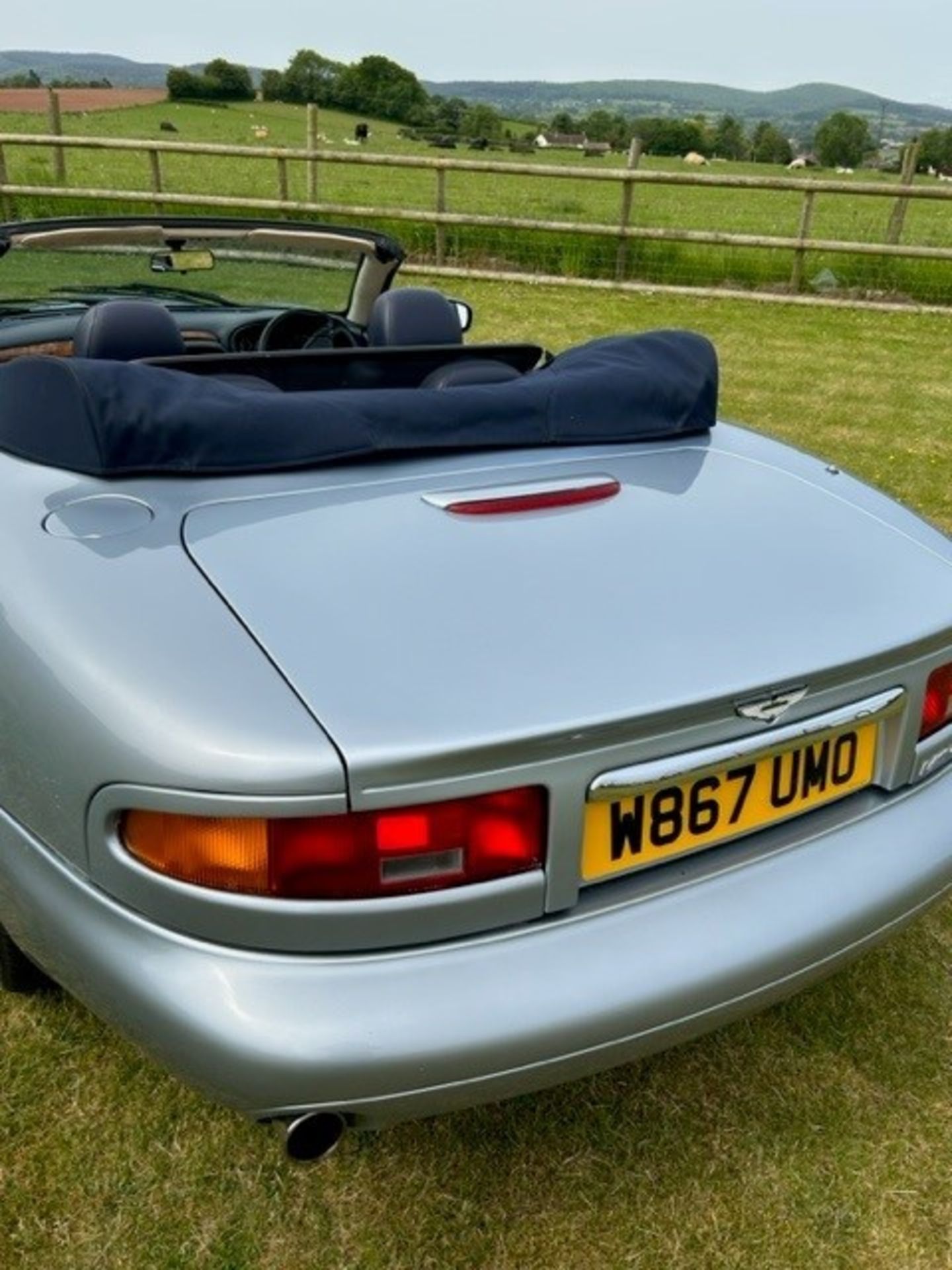 2000 Aston Martin DB7 Vantage Volante Registration number W867 UMO Light metallic blue with interior - Image 48 of 82