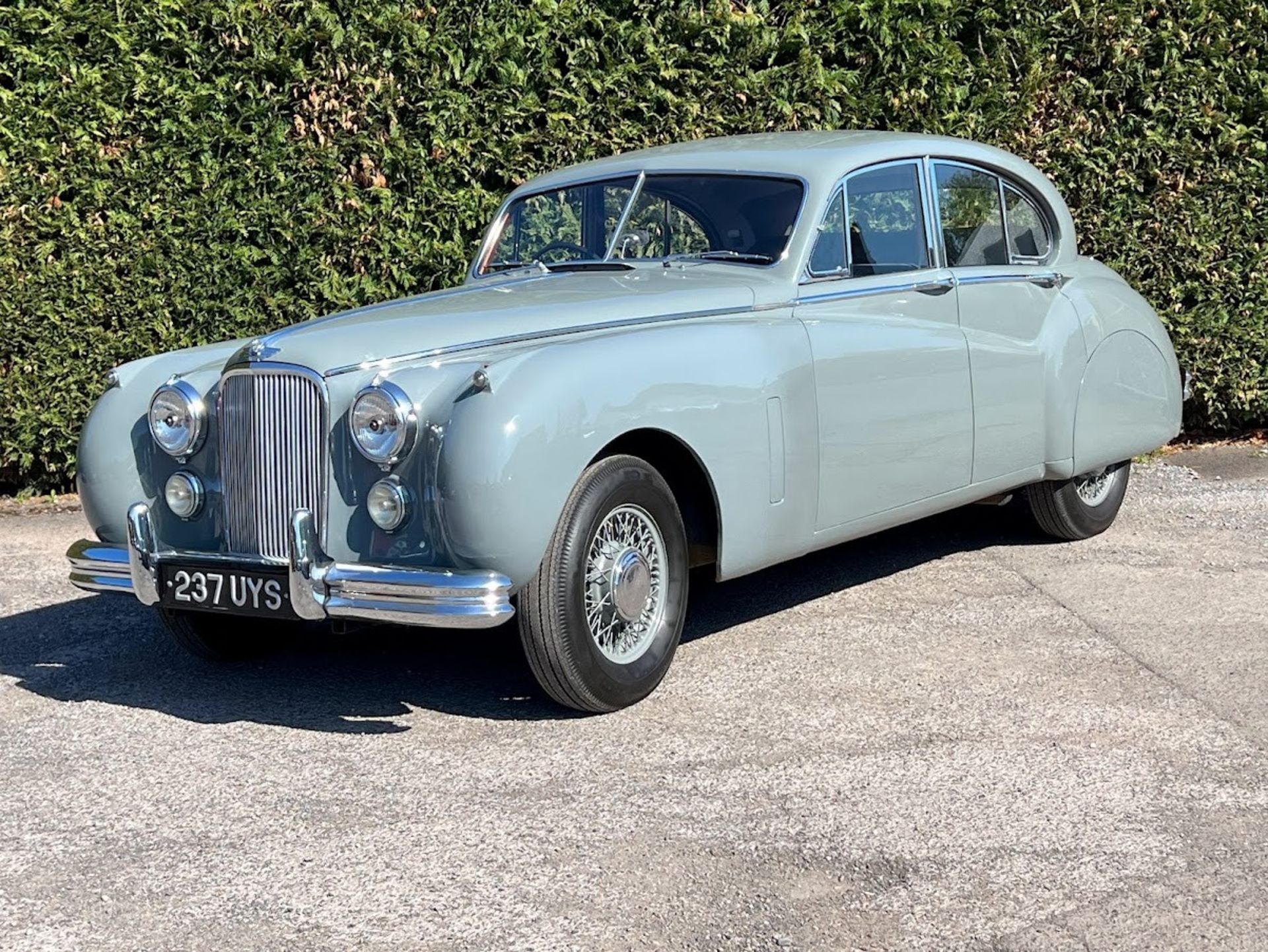 1954 Jaguar MK VII Registration number 237 UYS Chassis number 720587DN Engine number D1299-8 Grey - Image 2 of 34