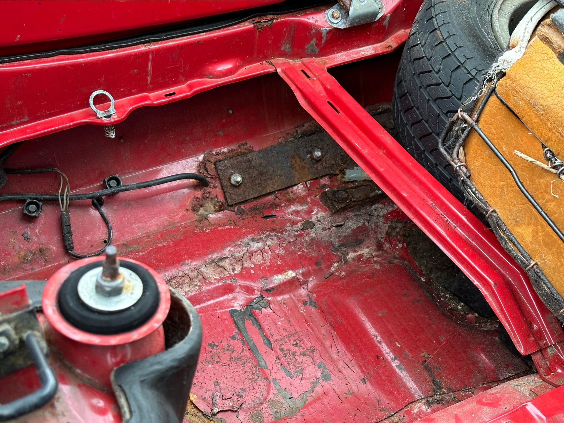 1986 Ford Fiesta XR2 Being sold without reserve Registration number C268 GYA Chassis number - Image 65 of 91