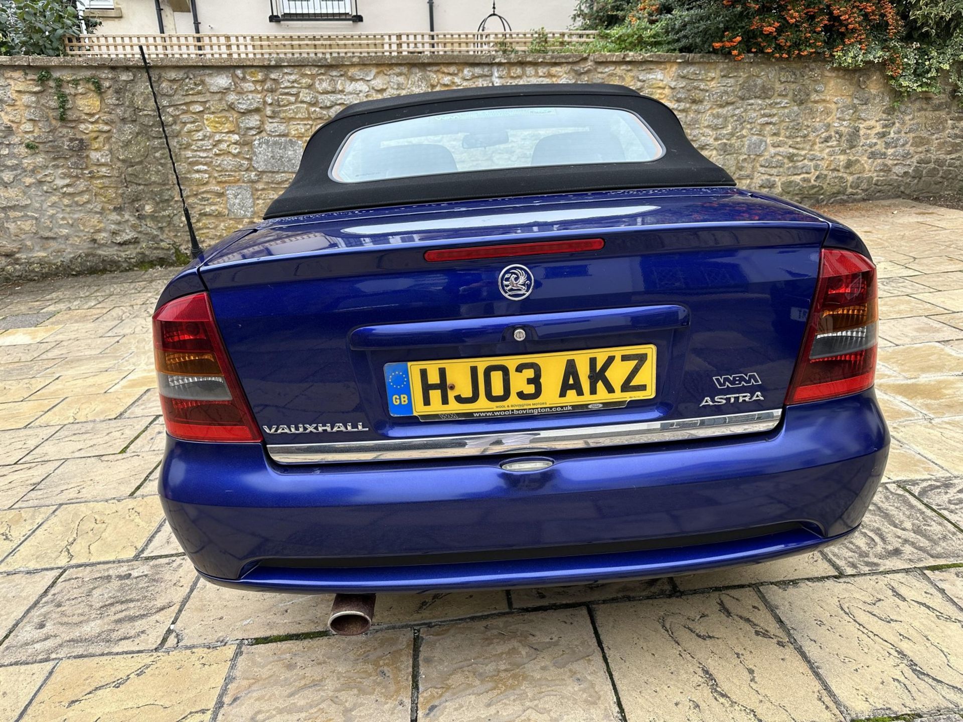 2003 Vauxhall Astra Convertible Special Edition 100 1.8 16V Registration number HJ03 AKZ Blue with a - Bild 27 aus 30